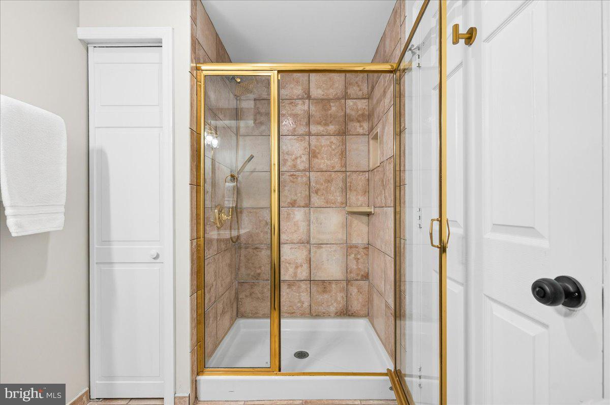 OLD MILL COMMUNITY - Residential