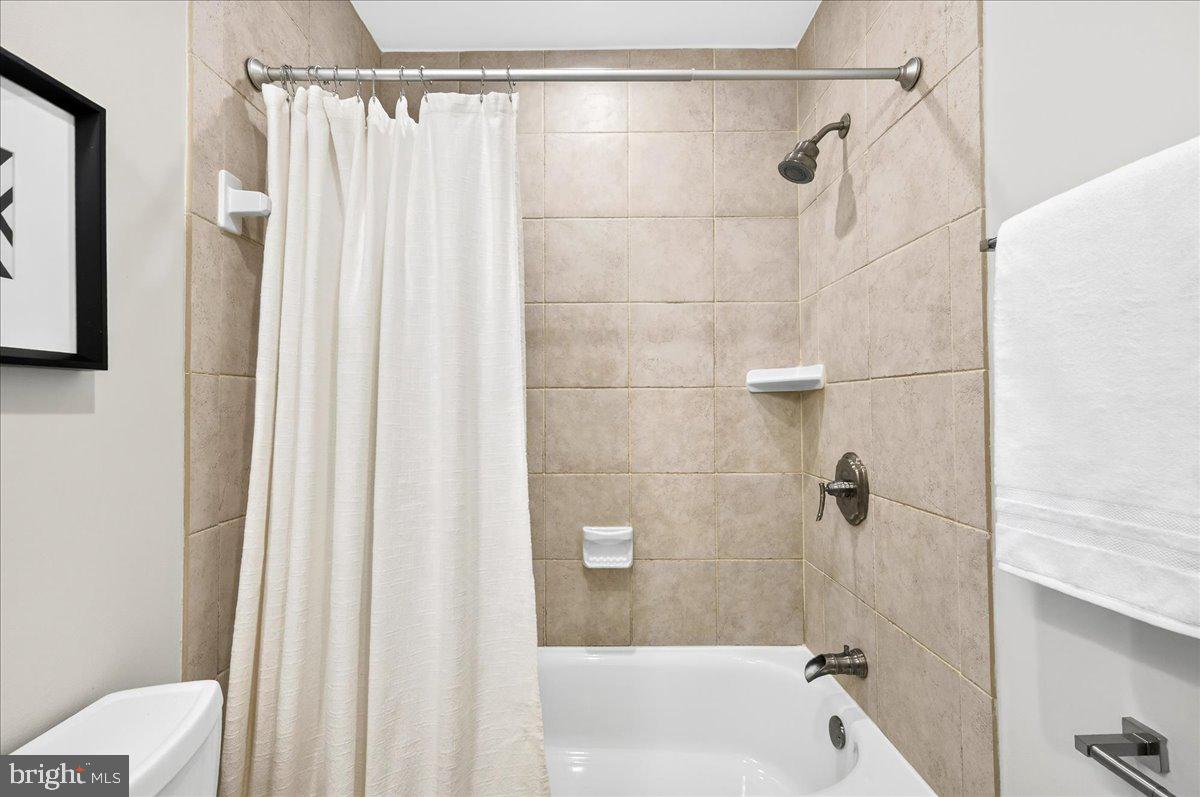 OLD MILL COMMUNITY - Residential