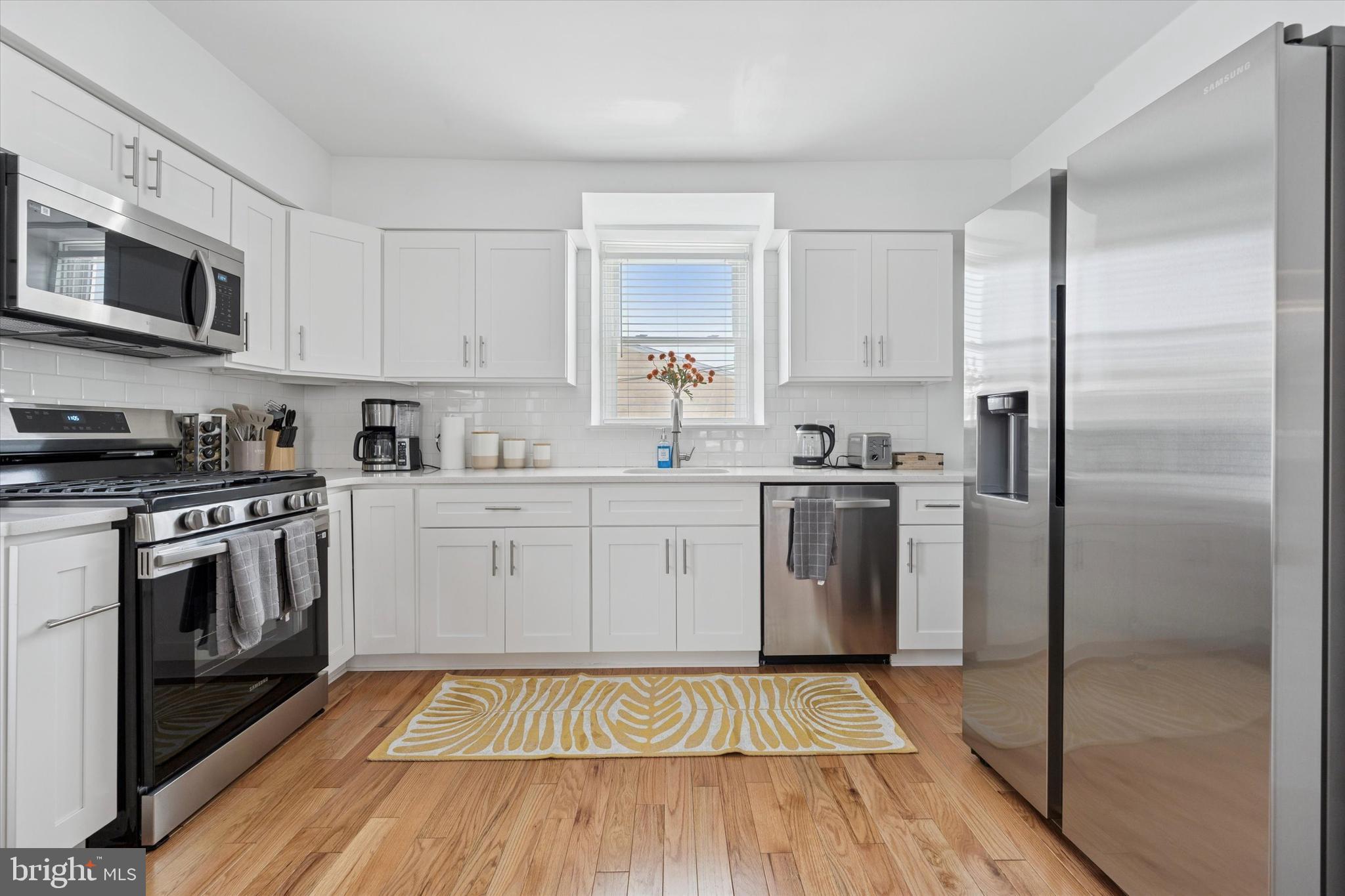 4446 SILVERWOOD STREET