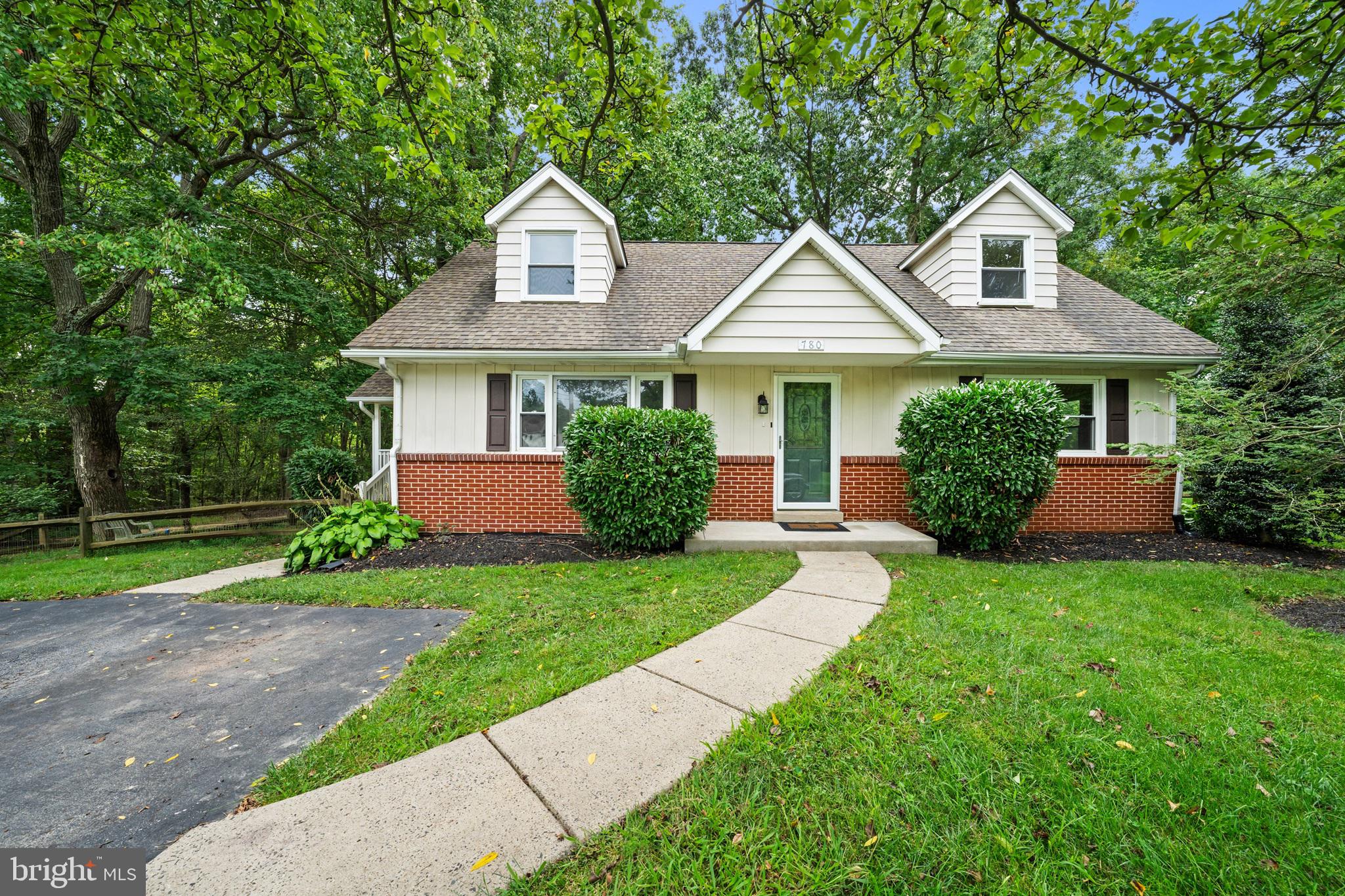 780 NAAMANS CREEK ROAD