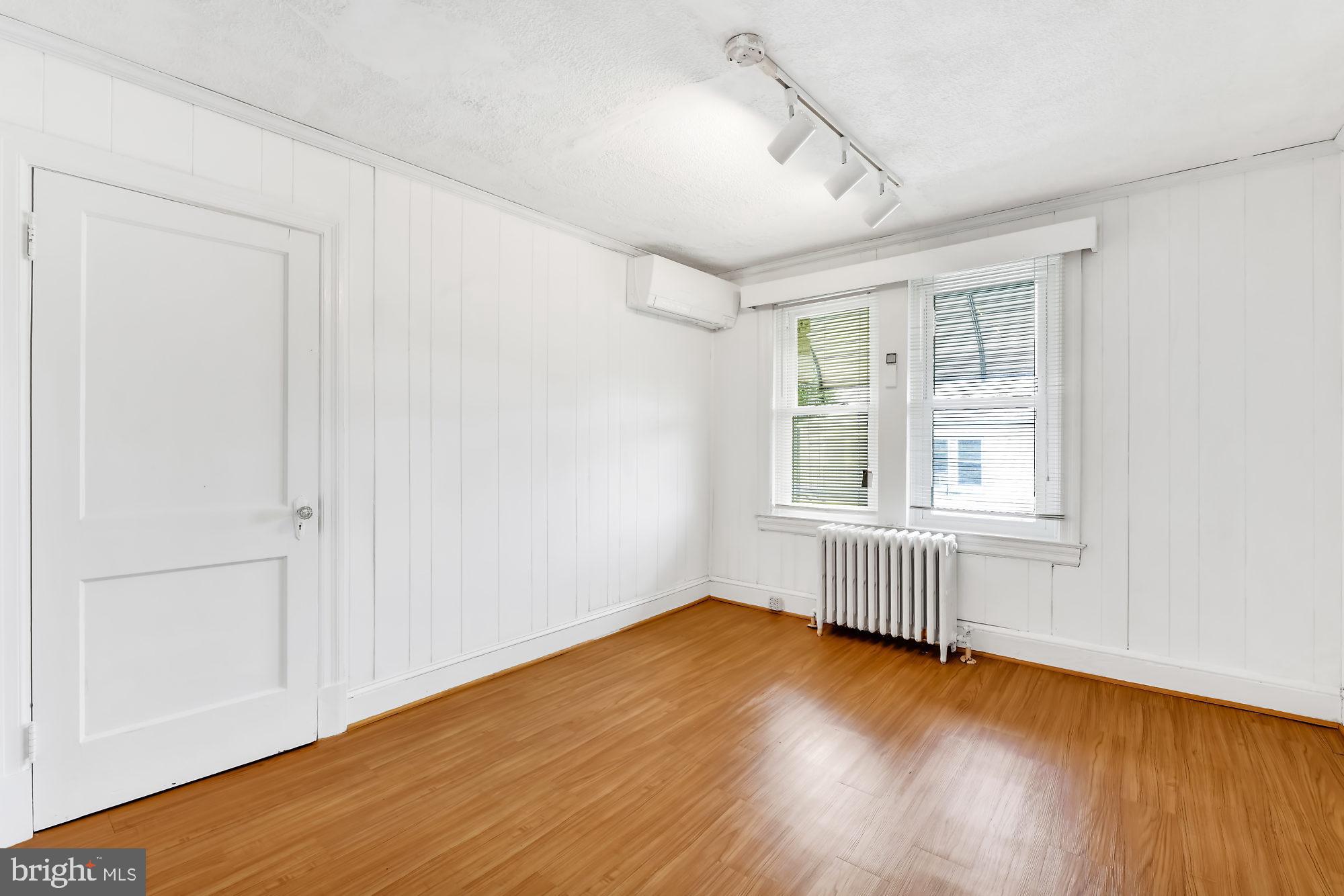 MERRIDALE LITTLE FARMS - Residential