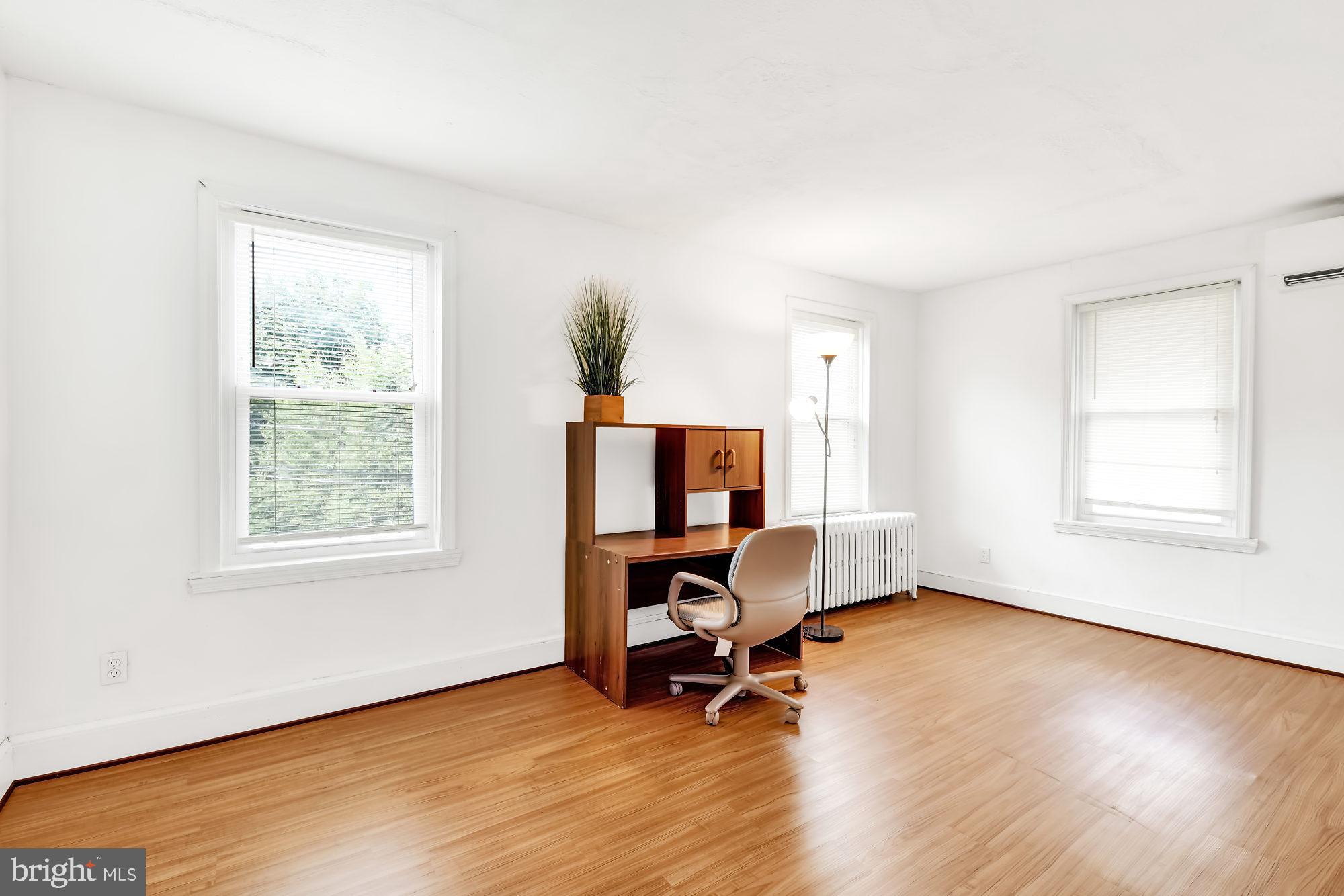 MERRIDALE LITTLE FARMS - Residential