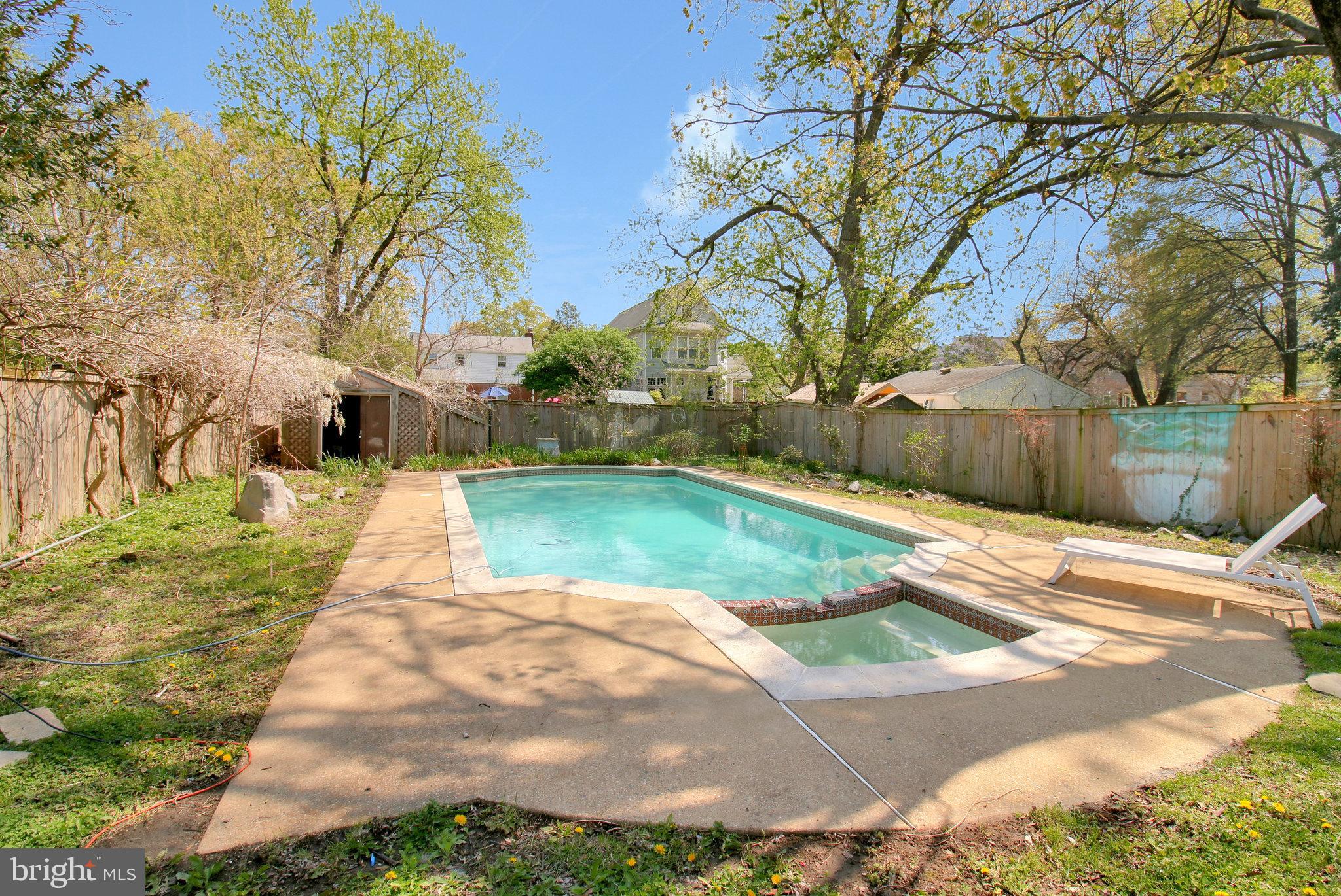 ALCOVA HEIGHTS - Residential