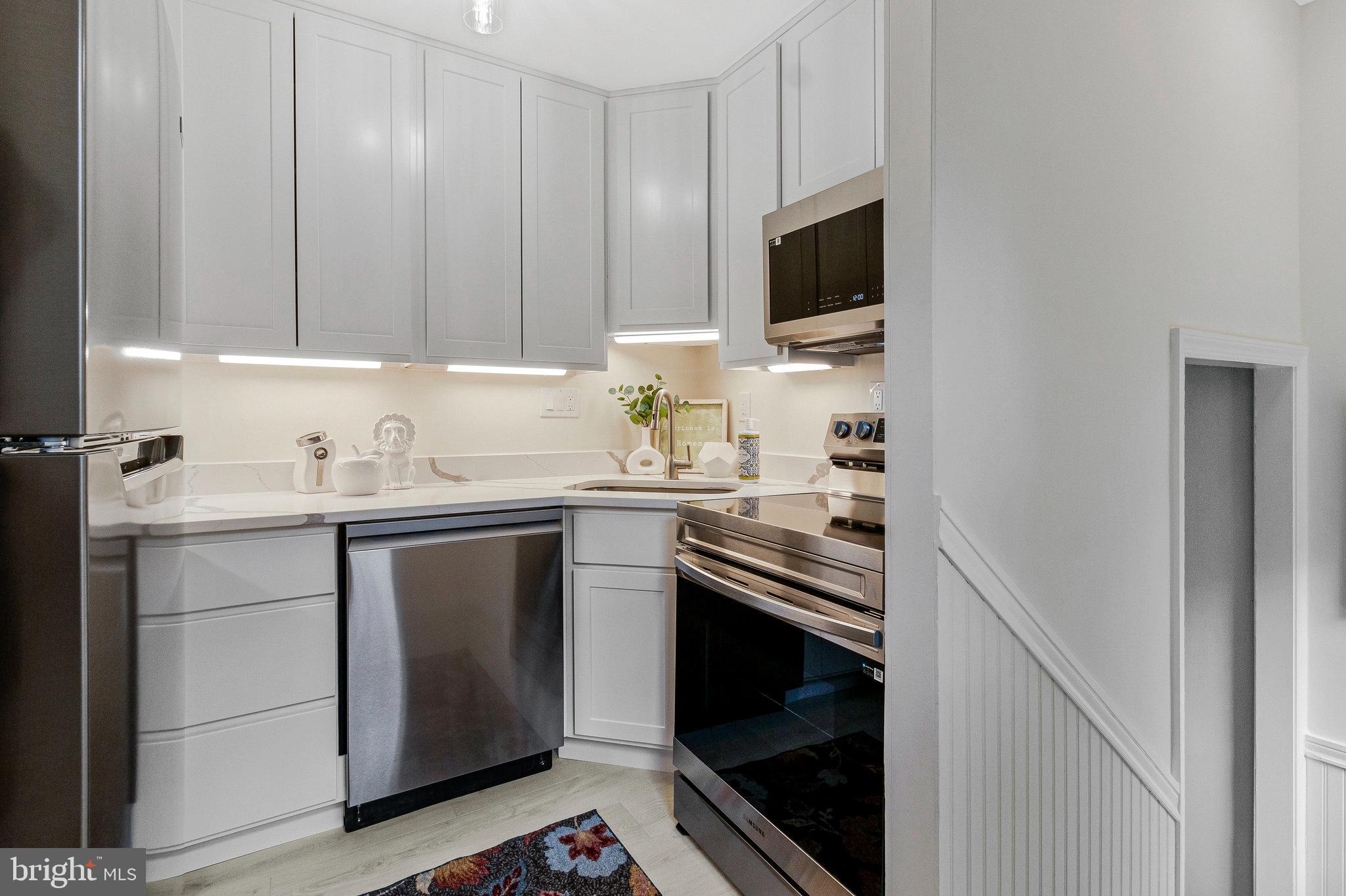 ALCOVA HEIGHTS - Residential