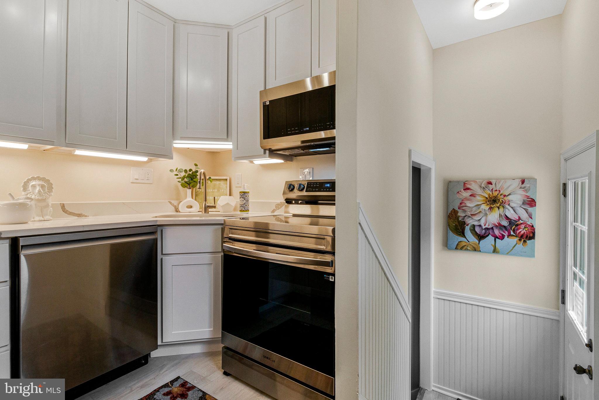 ALCOVA HEIGHTS - Residential