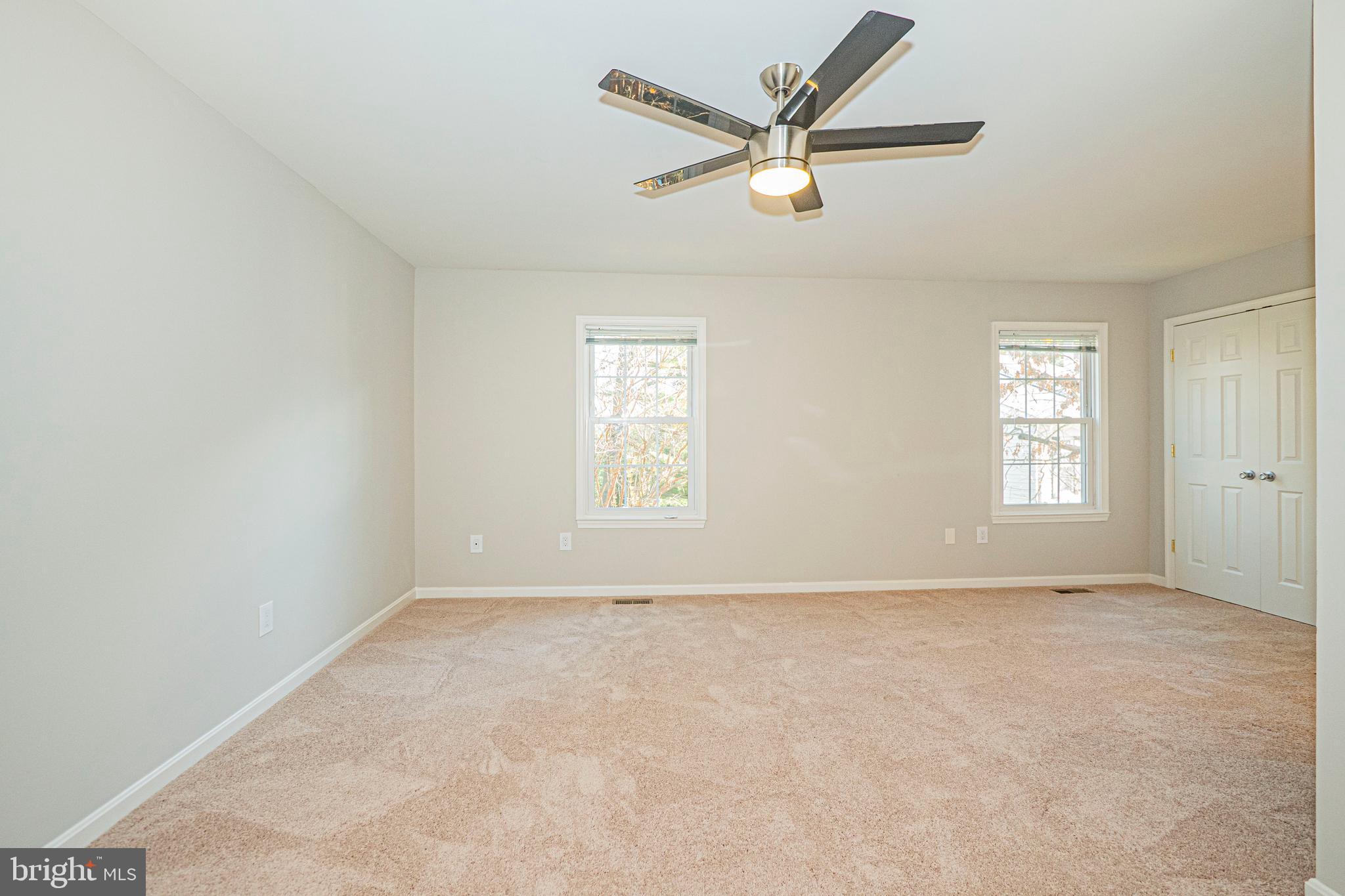 WOODLAND HILLS - Residential