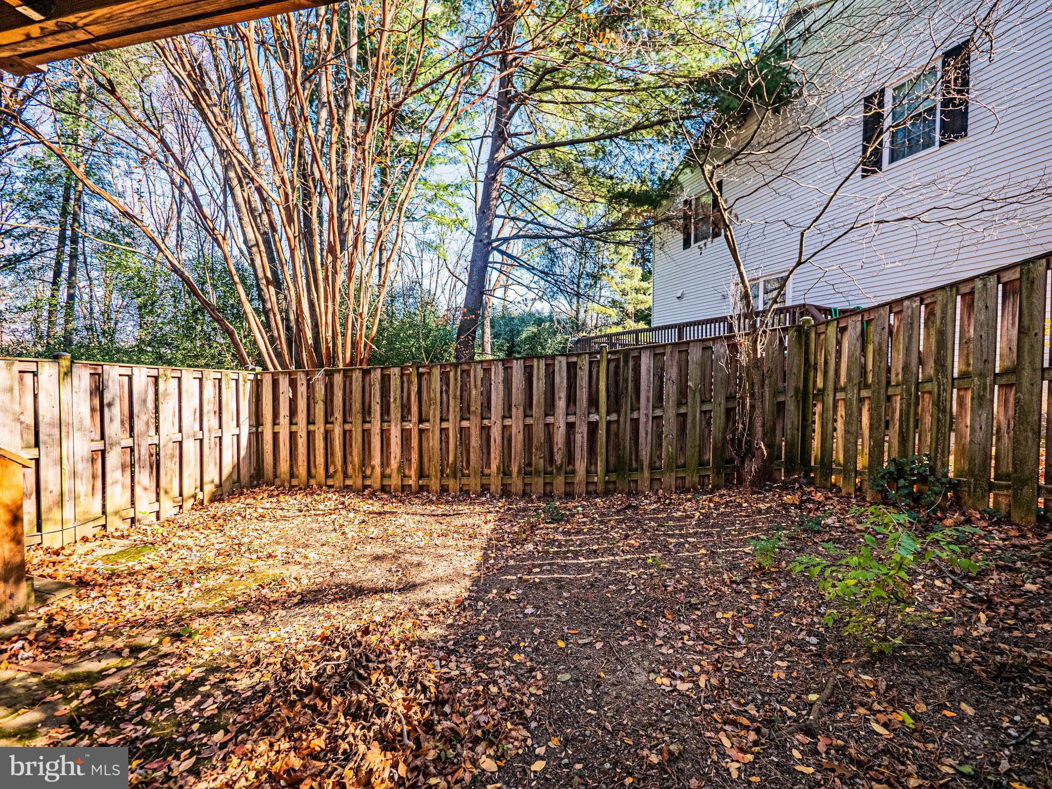 WOODLAND HILLS - Residential