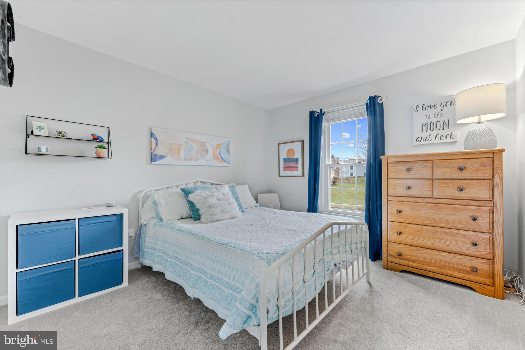 FOREST LAKES - Residential