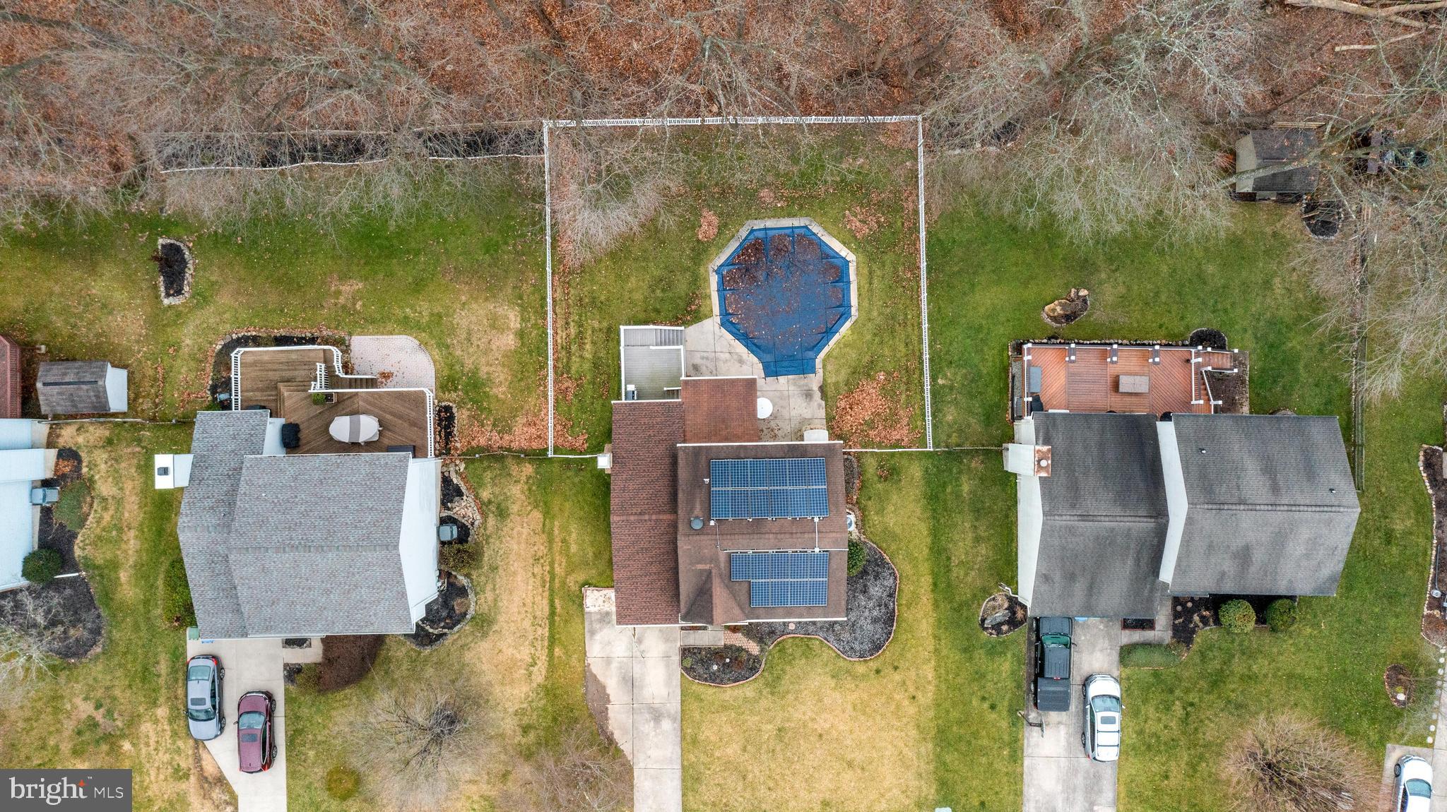 FOREST LAKES - Residential