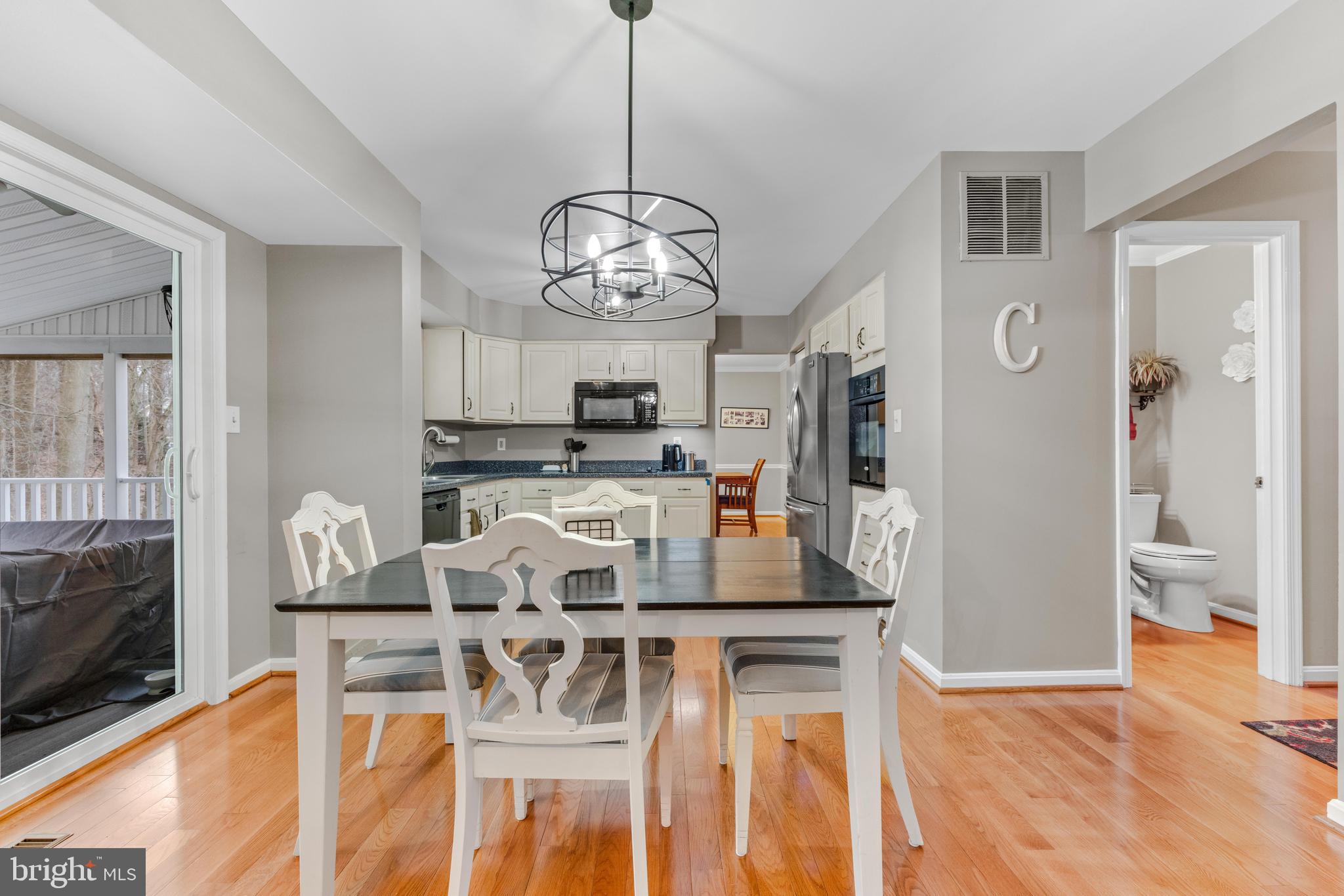 FOREST LAKES - Residential