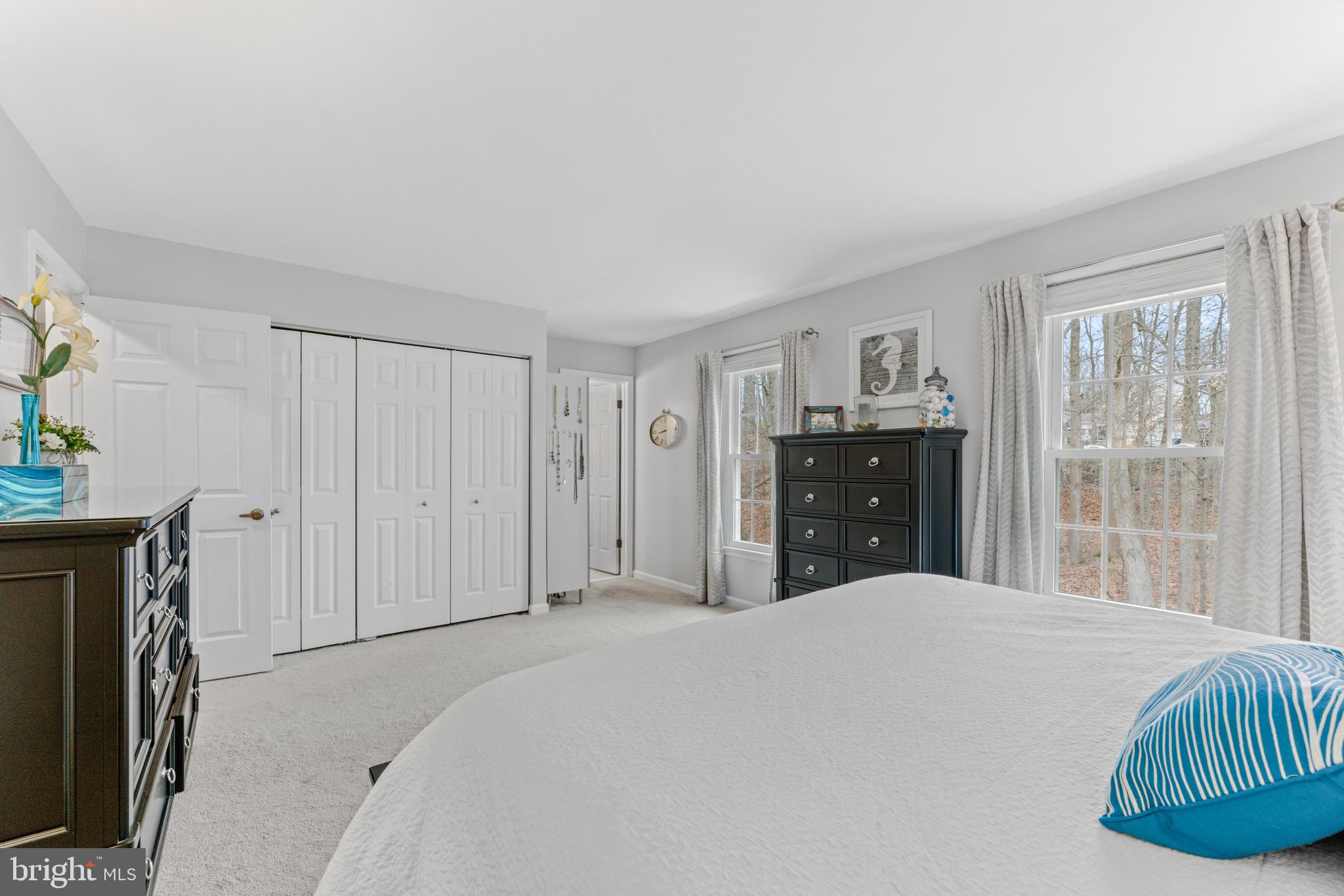 FOREST LAKES - Residential