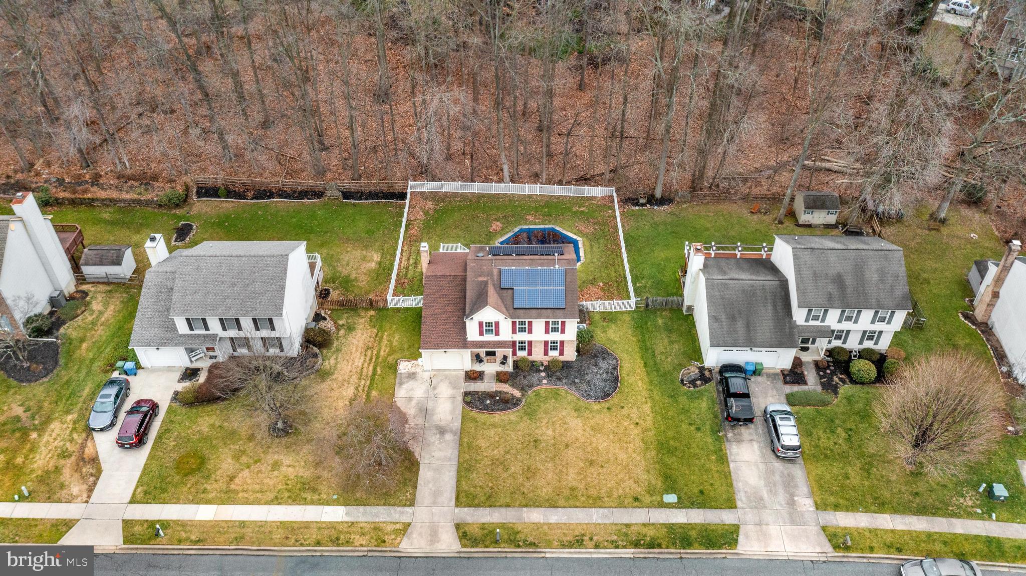 FOREST LAKES - Residential