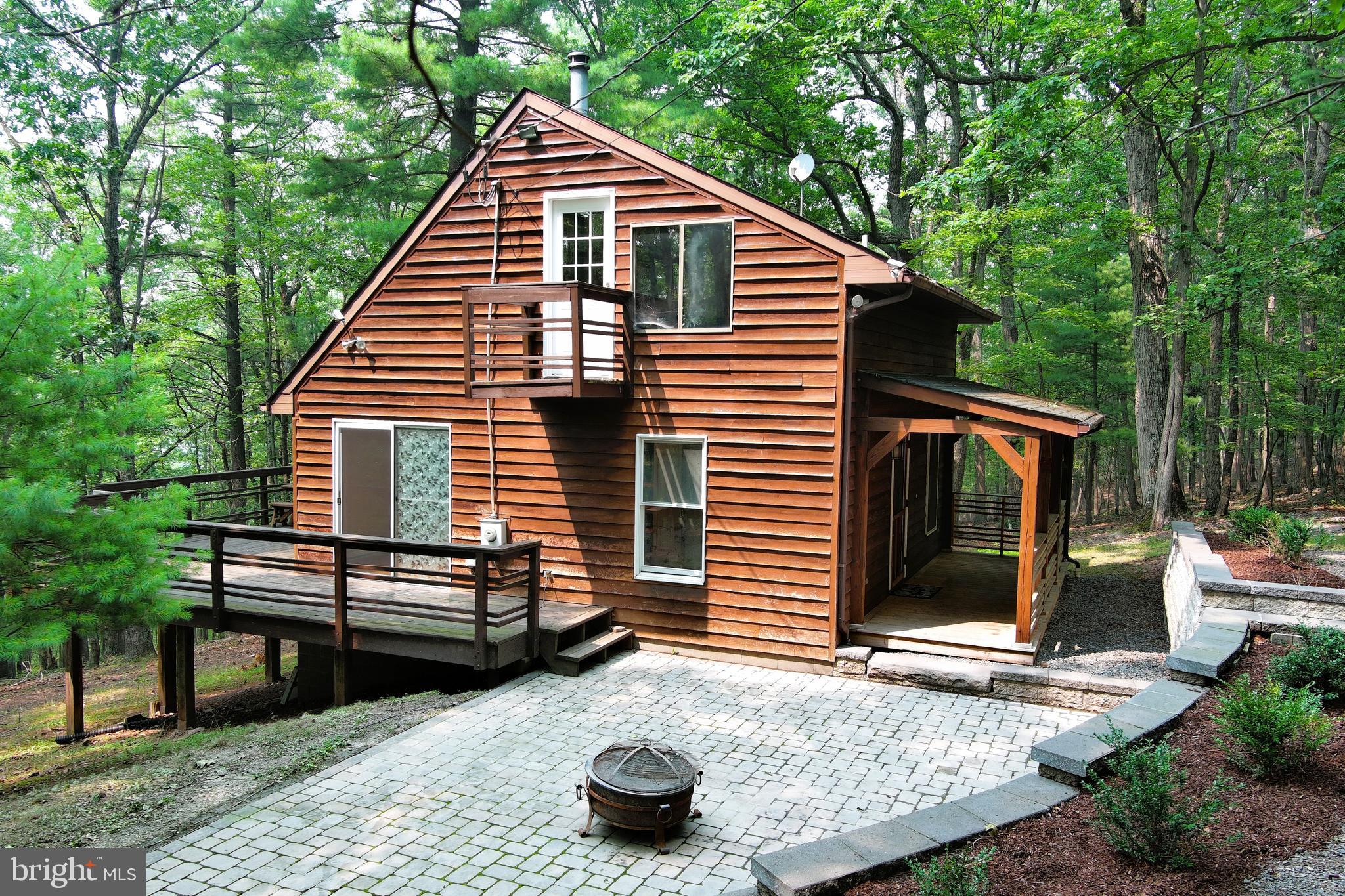 481 FELLER DRIVE
