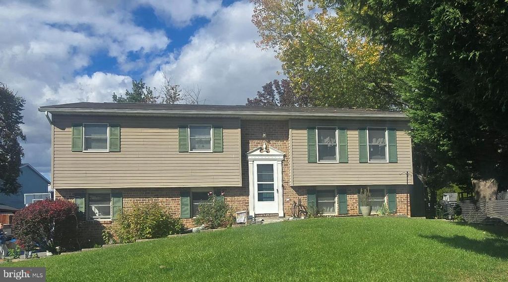 Photo of 1047 Celeste Drive, SHIPPENSBURG, PA 17257 (MLS # PAFL2030828)