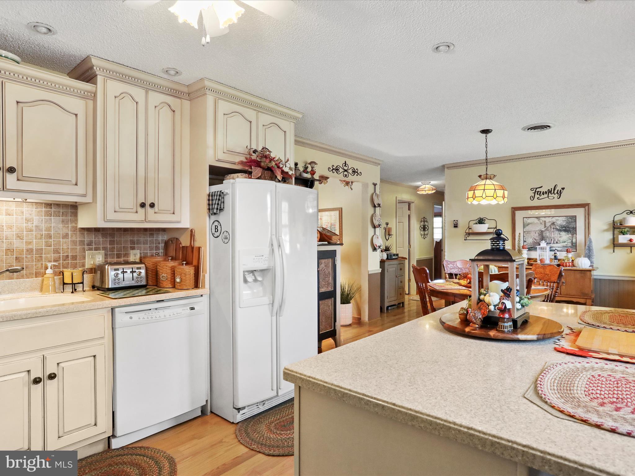 SKY-LIN PARK - Residential