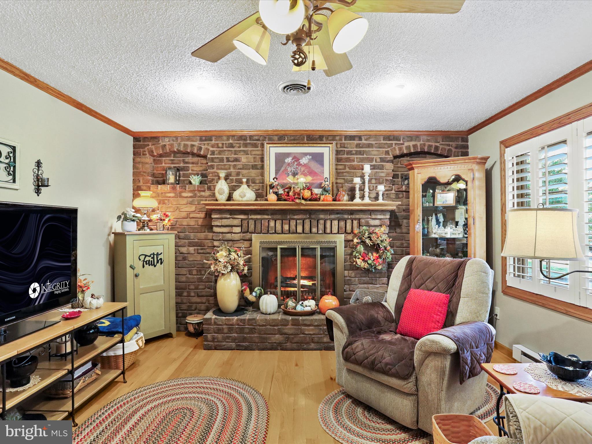 SKY-LIN PARK - Residential