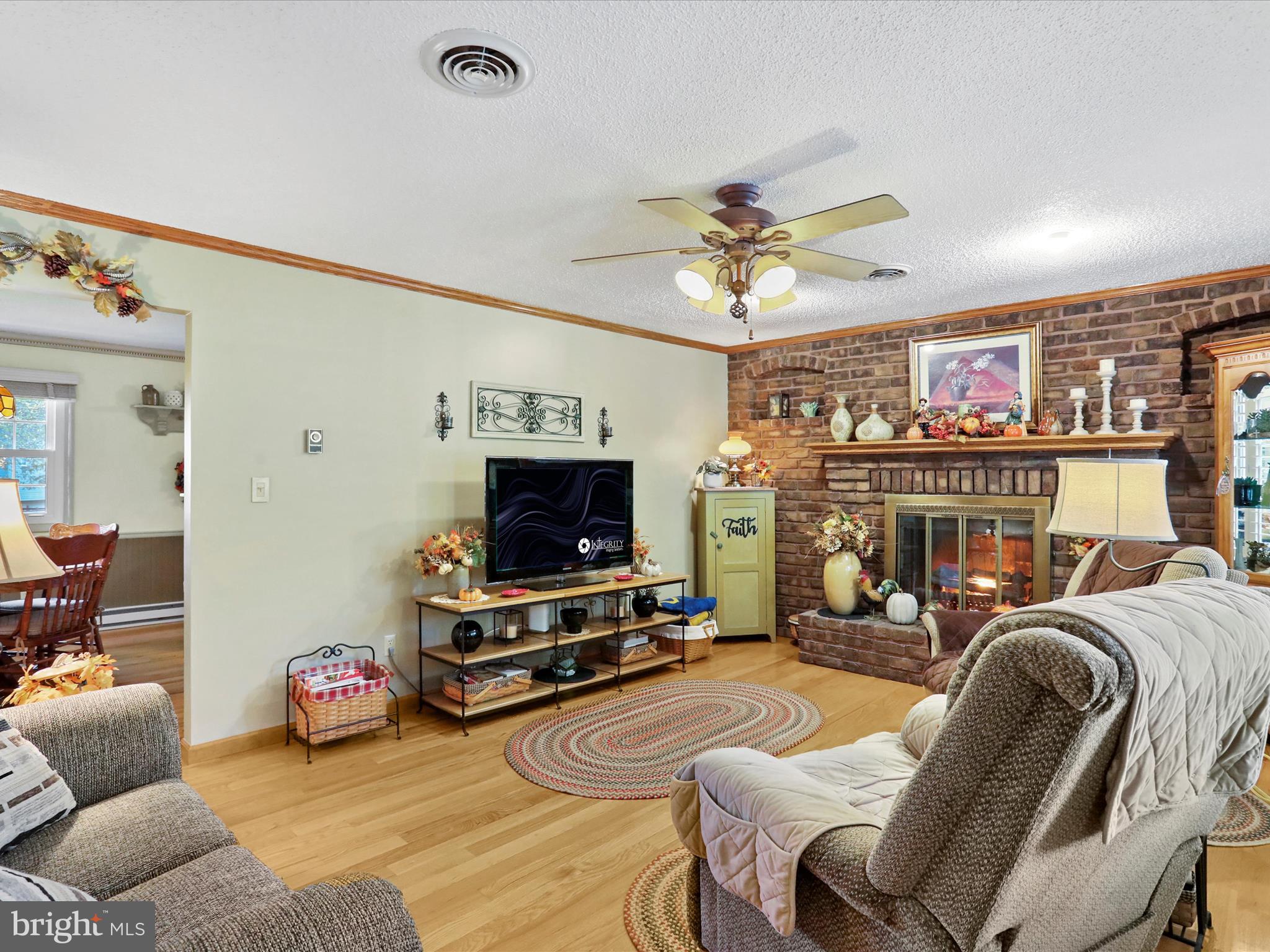 SKY-LIN PARK - Residential