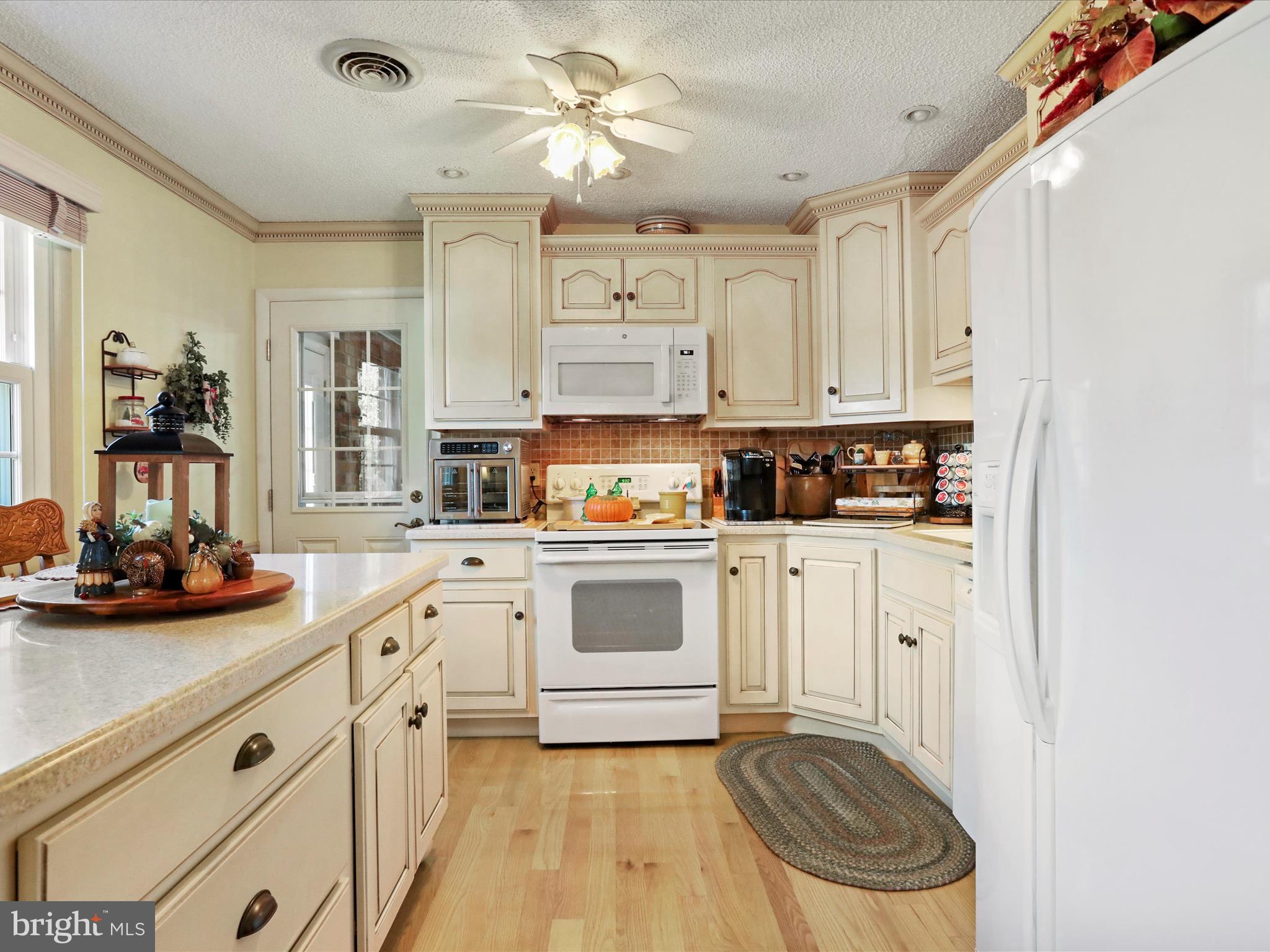 SKY-LIN PARK - Residential