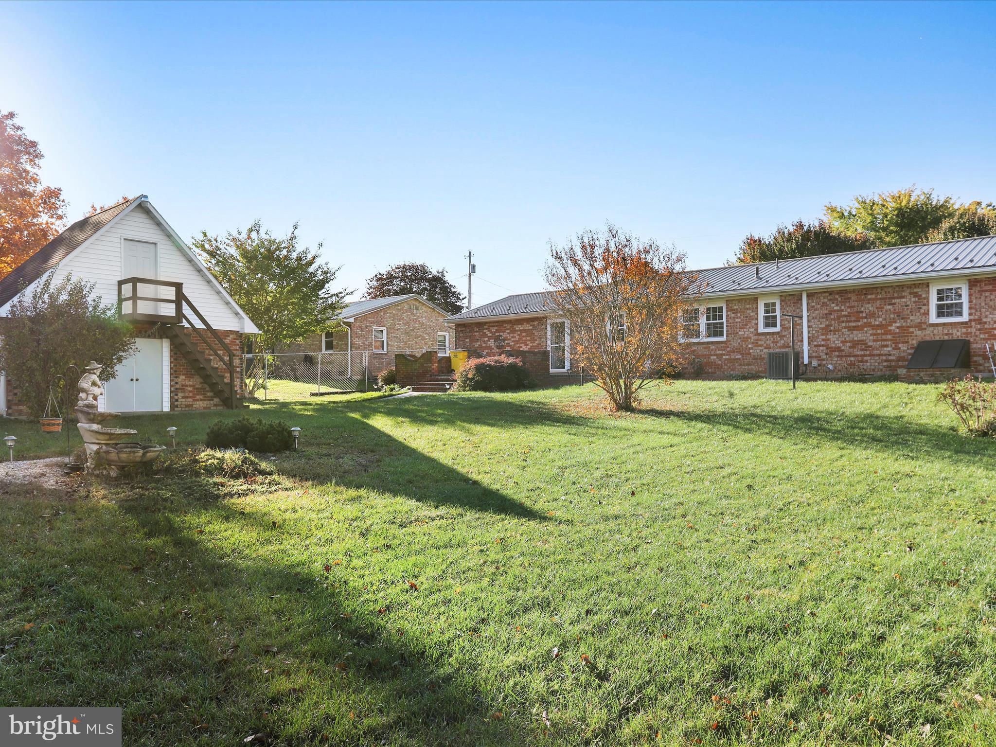 SKY-LIN PARK - Residential