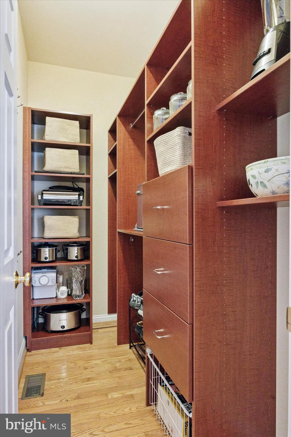 ERIN GLEN - Residential