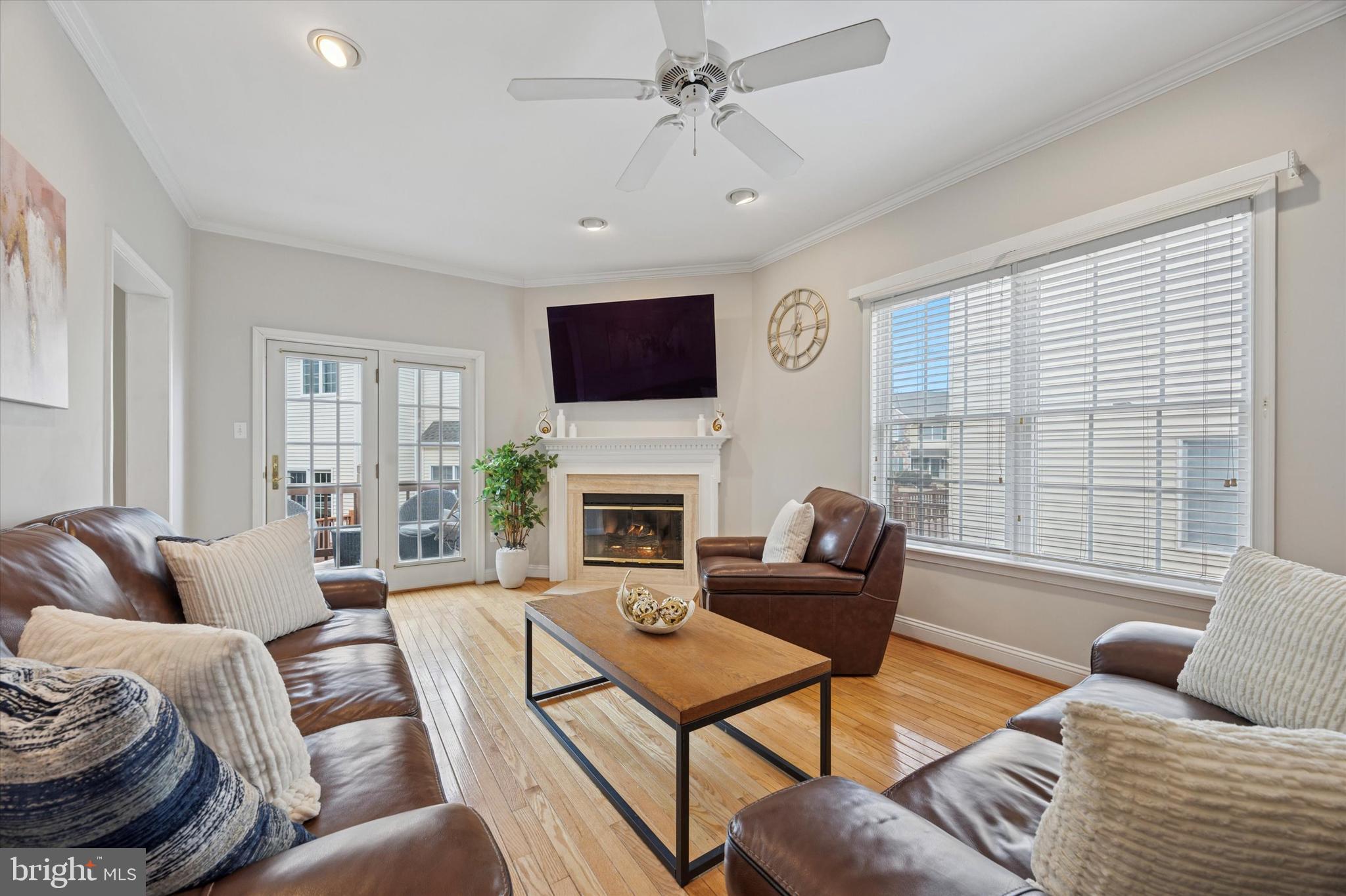 ERIN GLEN - Residential