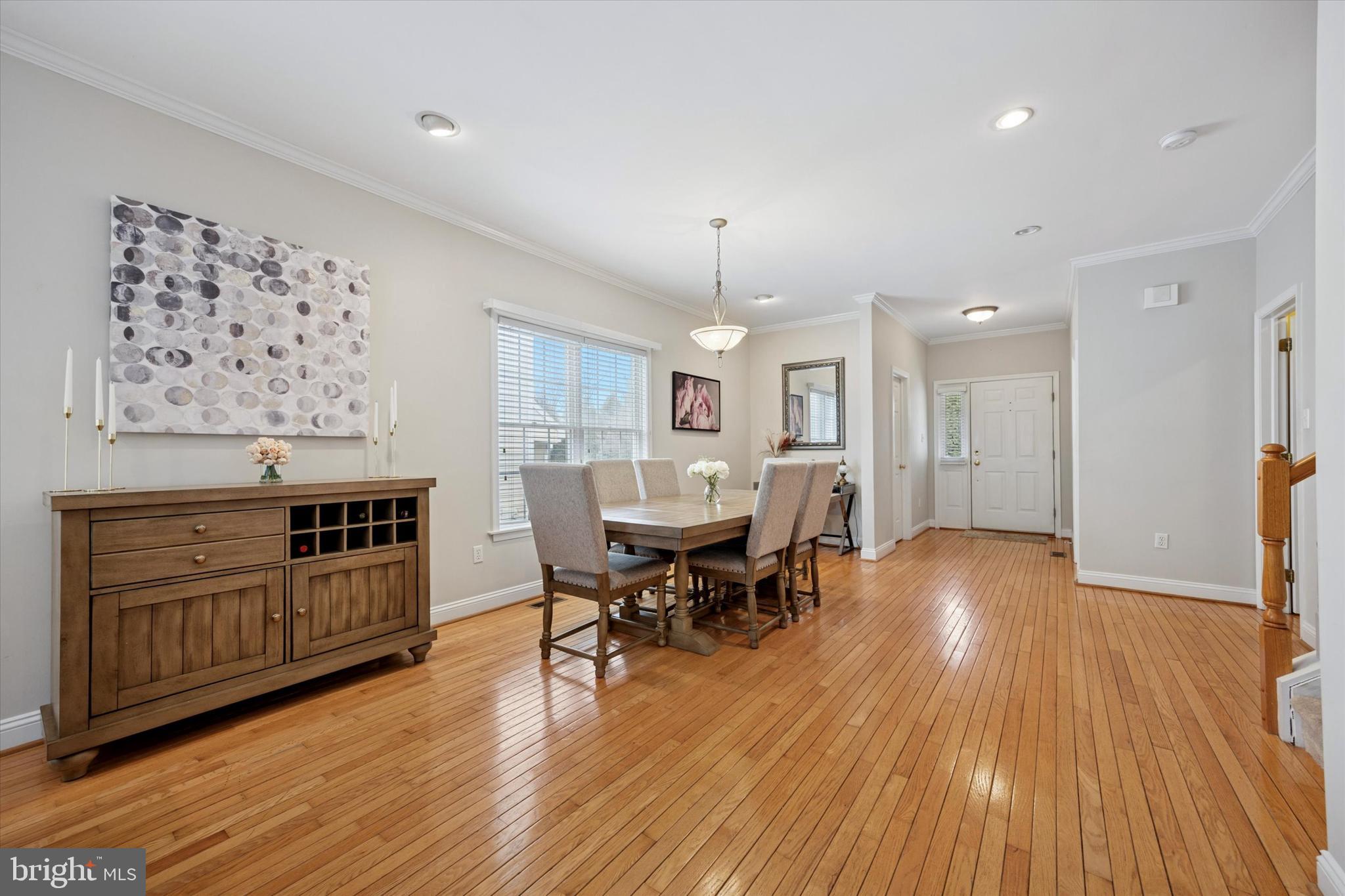 ERIN GLEN - Residential