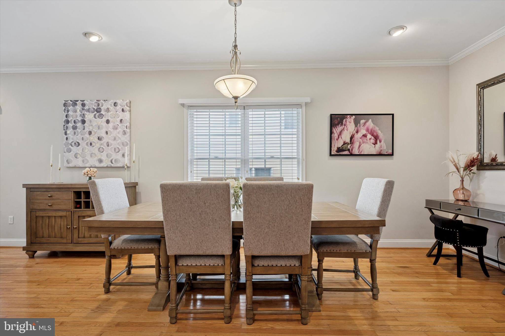 ERIN GLEN - Residential