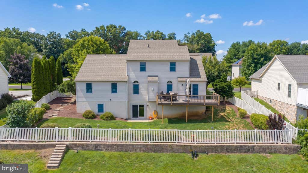 Photo of 10 Ness Court, SEVEN VALLEYS, PA 17360 (MLS # PAYK2110344)
