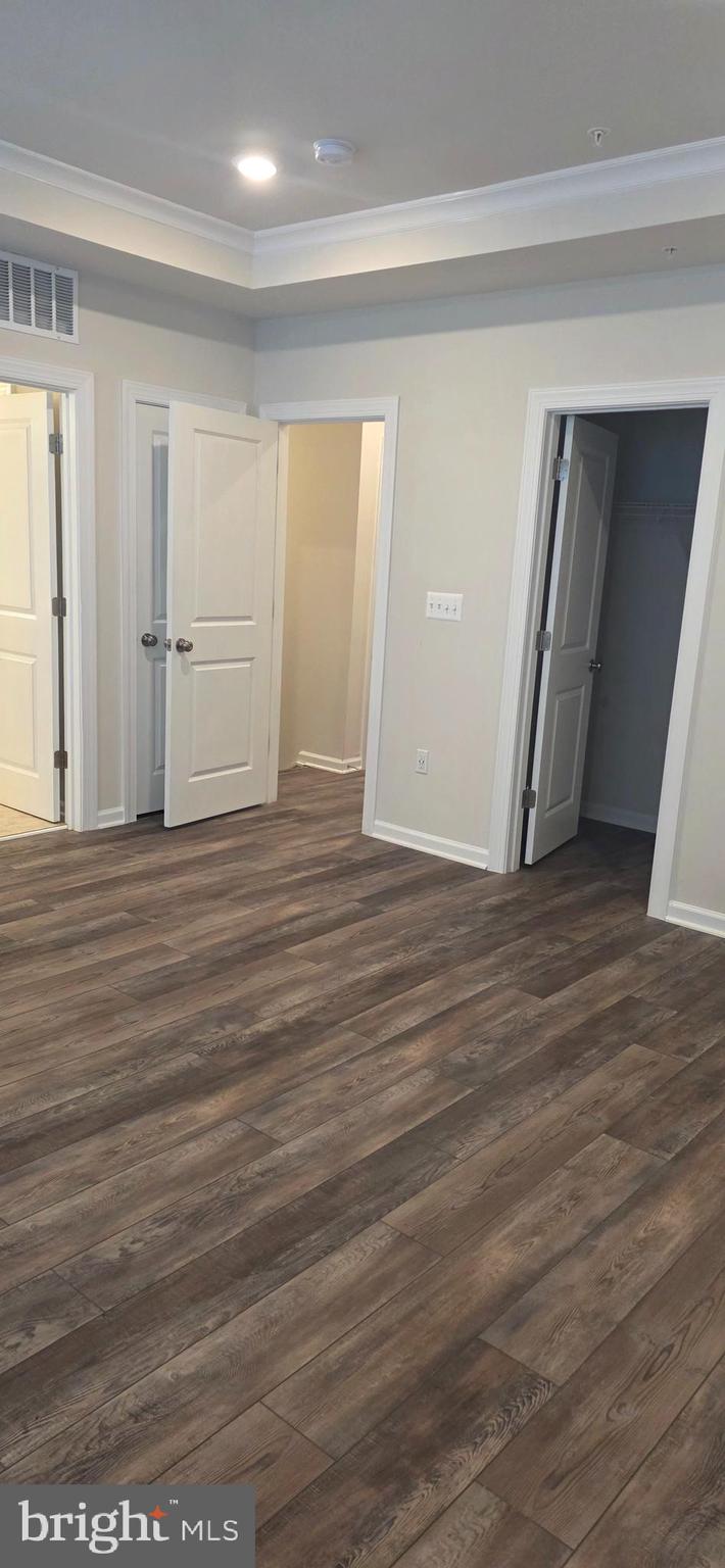 METRO WALK AT MOOREFIELD STATION - Residential Lease