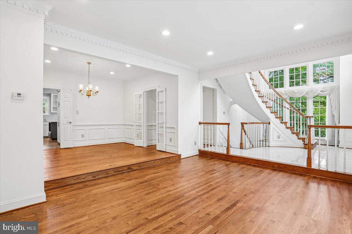8912 BARROWGATE COURT
