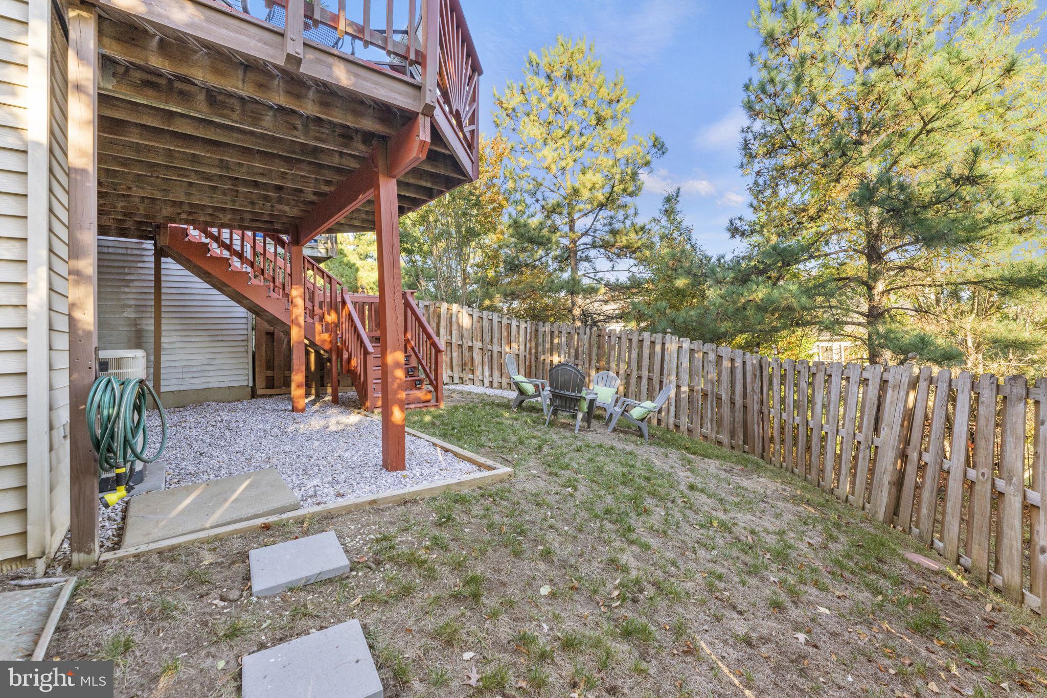 RIVER OAKS - Residential