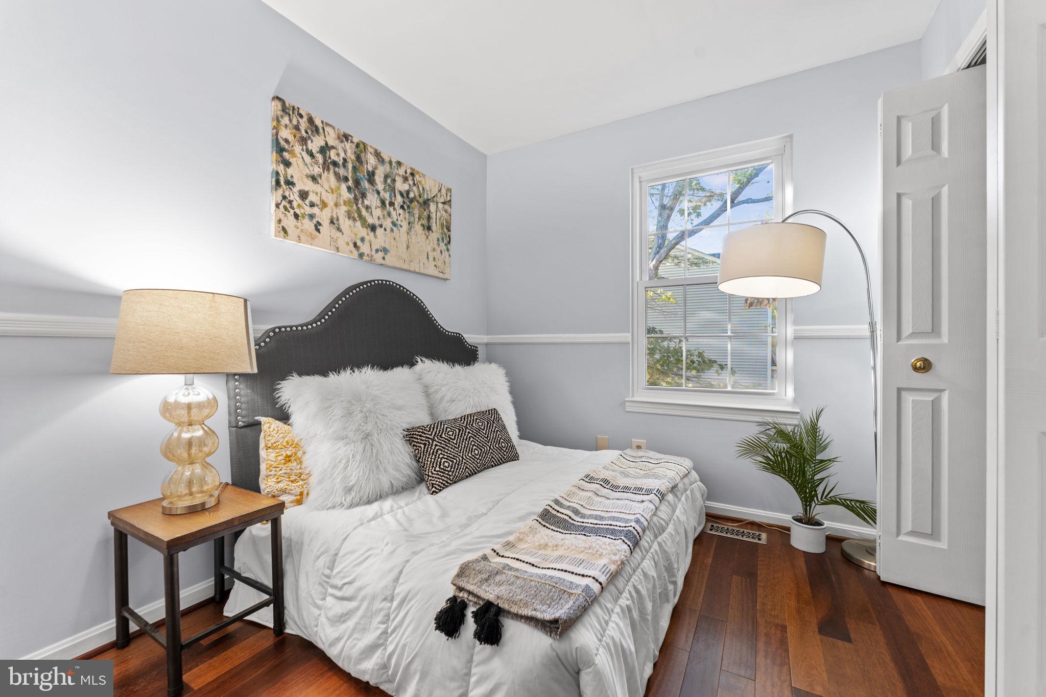 RIVER OAKS - Residential