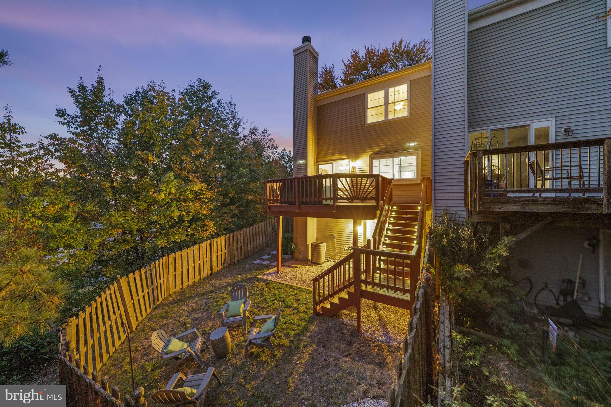 RIVER OAKS - Residential