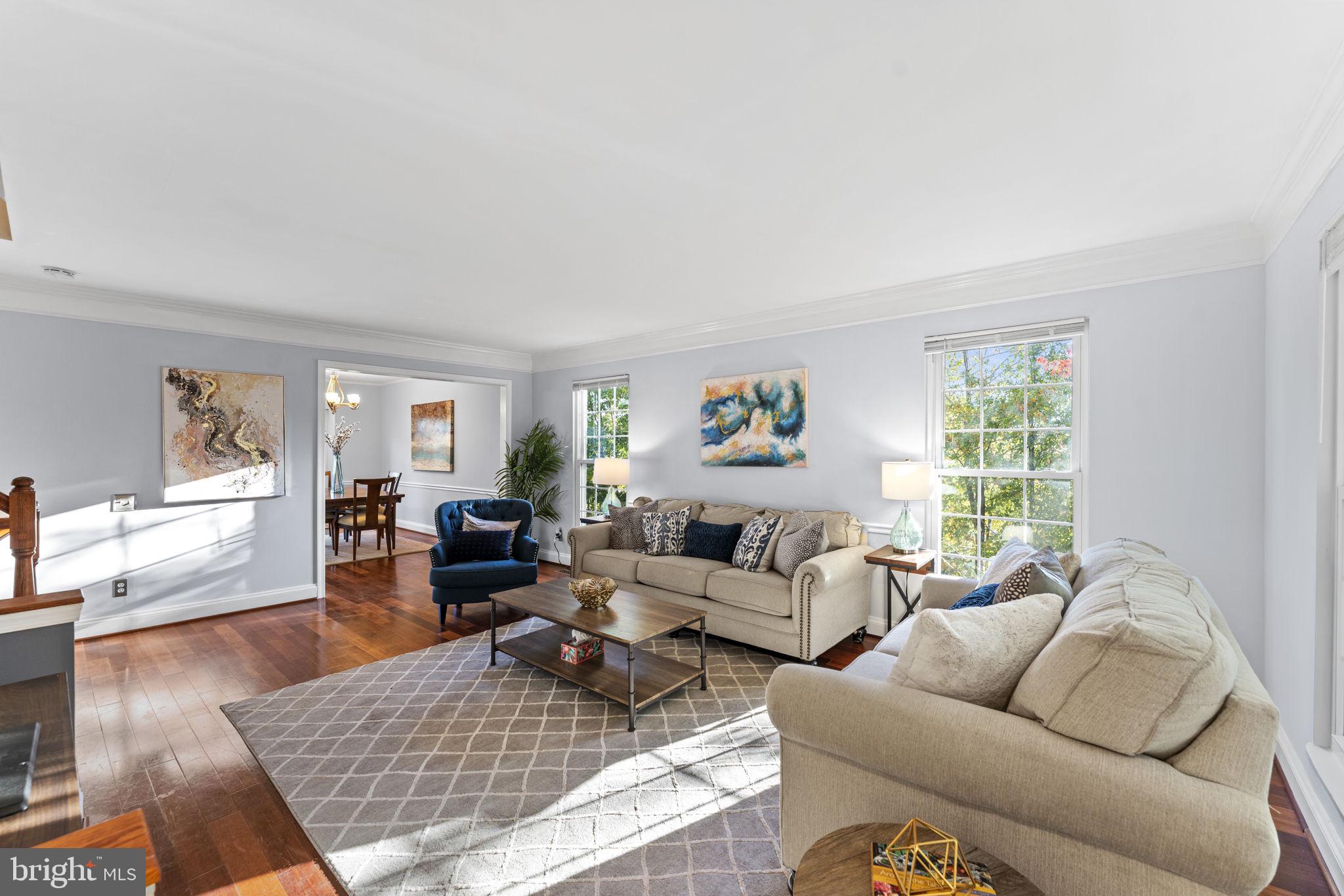 RIVER OAKS - Residential