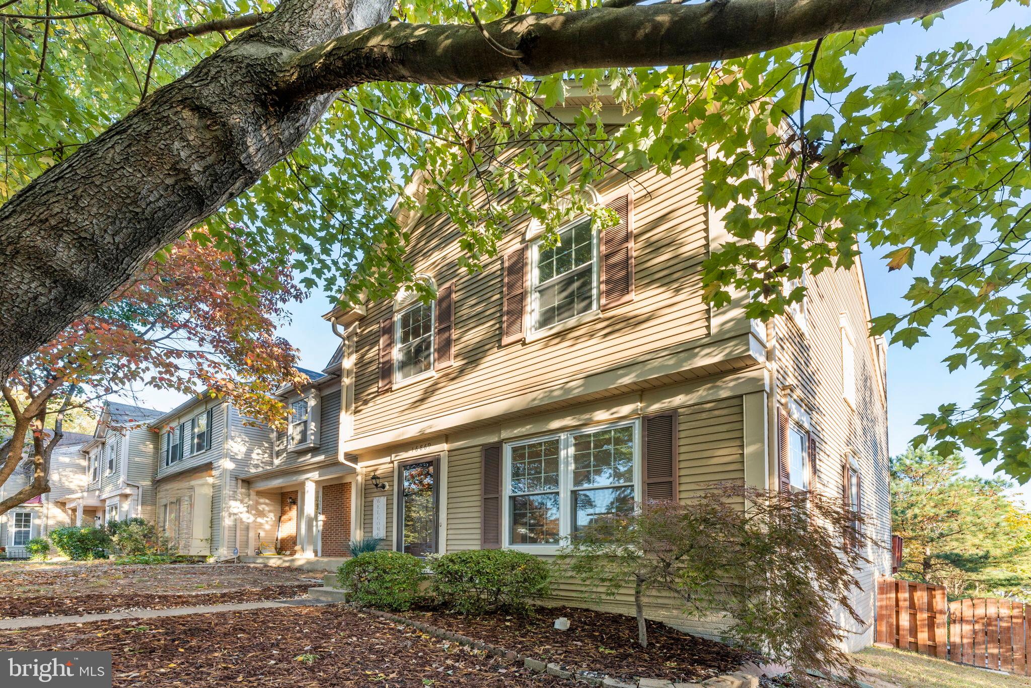 RIVER OAKS - Residential