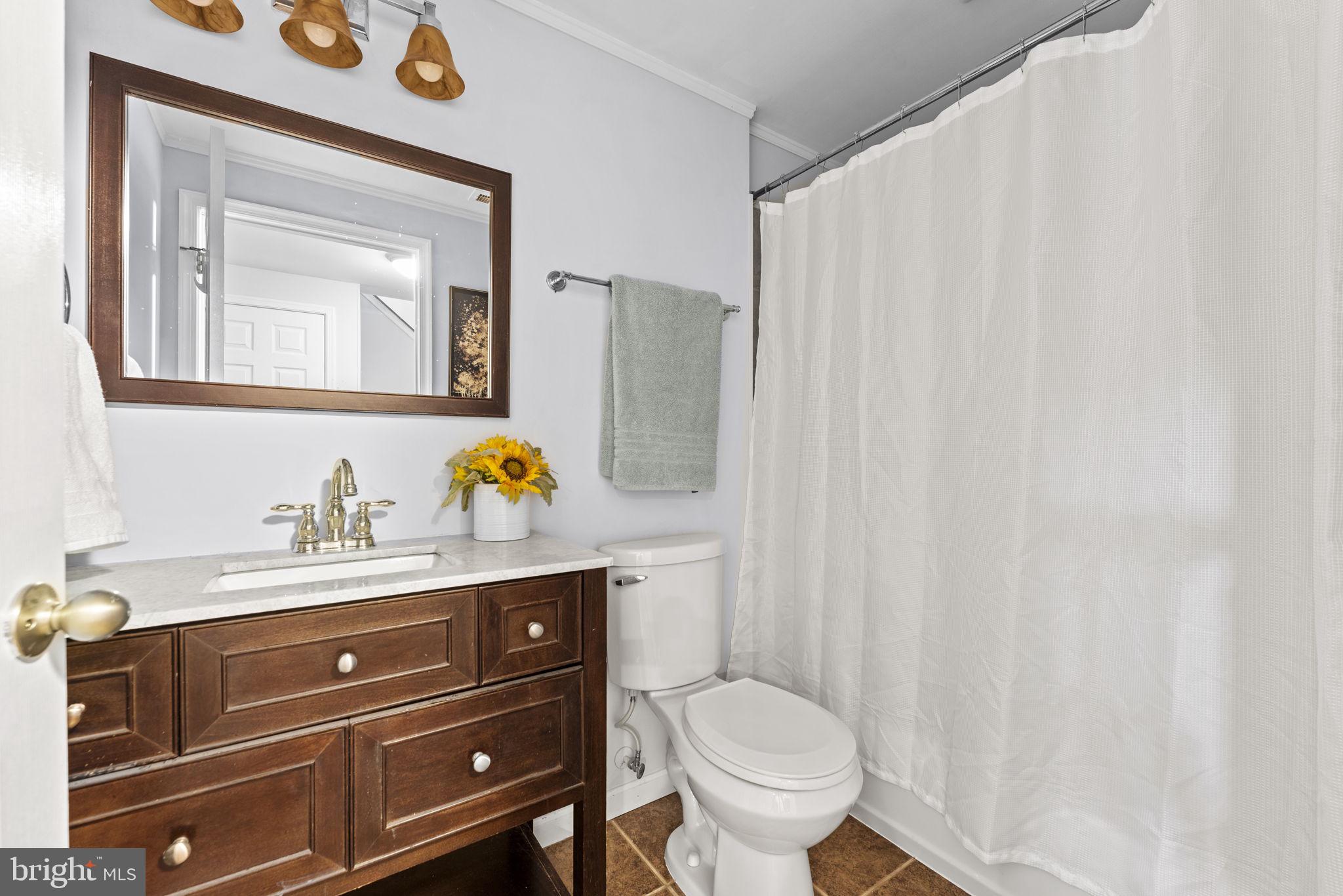 RIVER OAKS - Residential