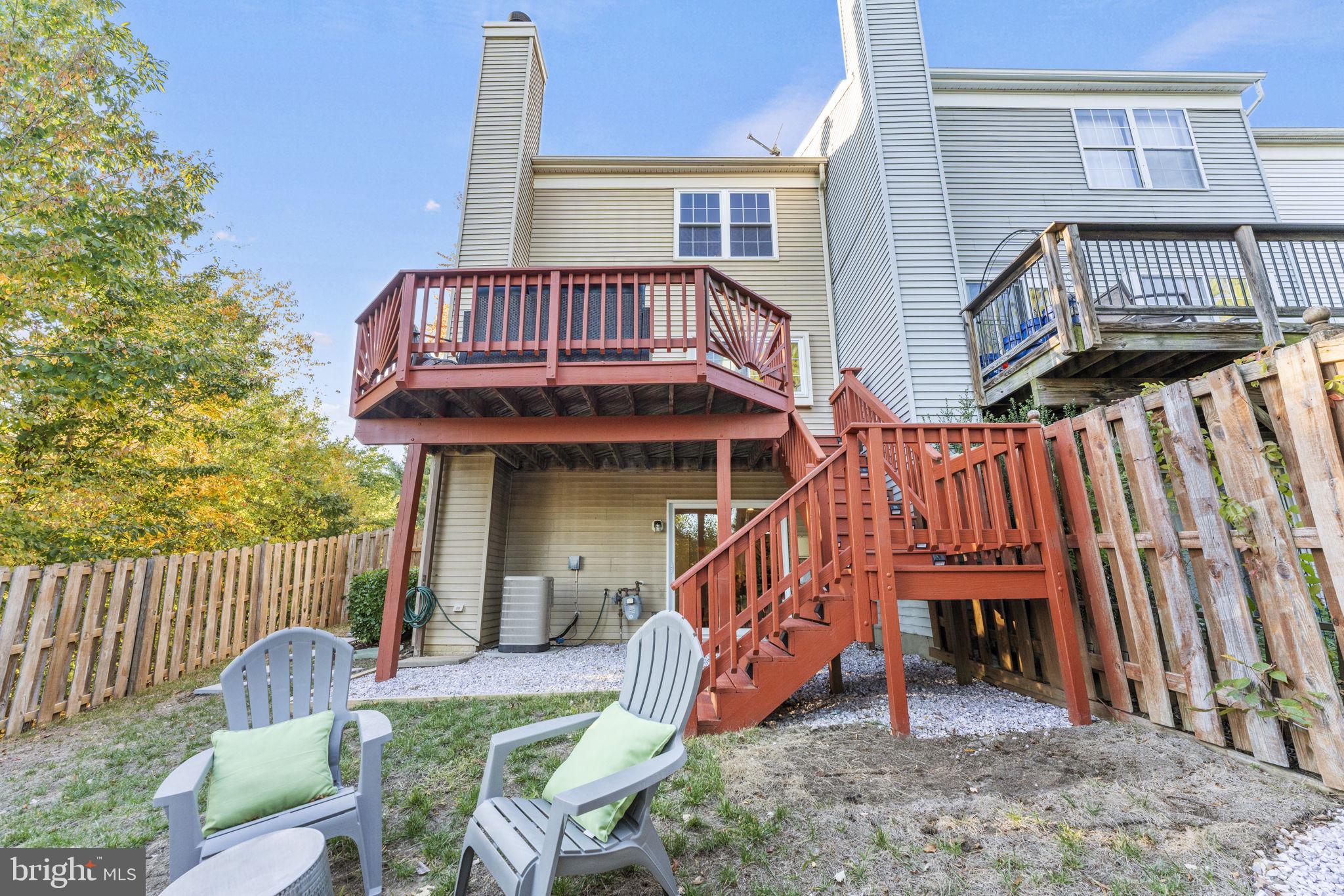 RIVER OAKS - Residential