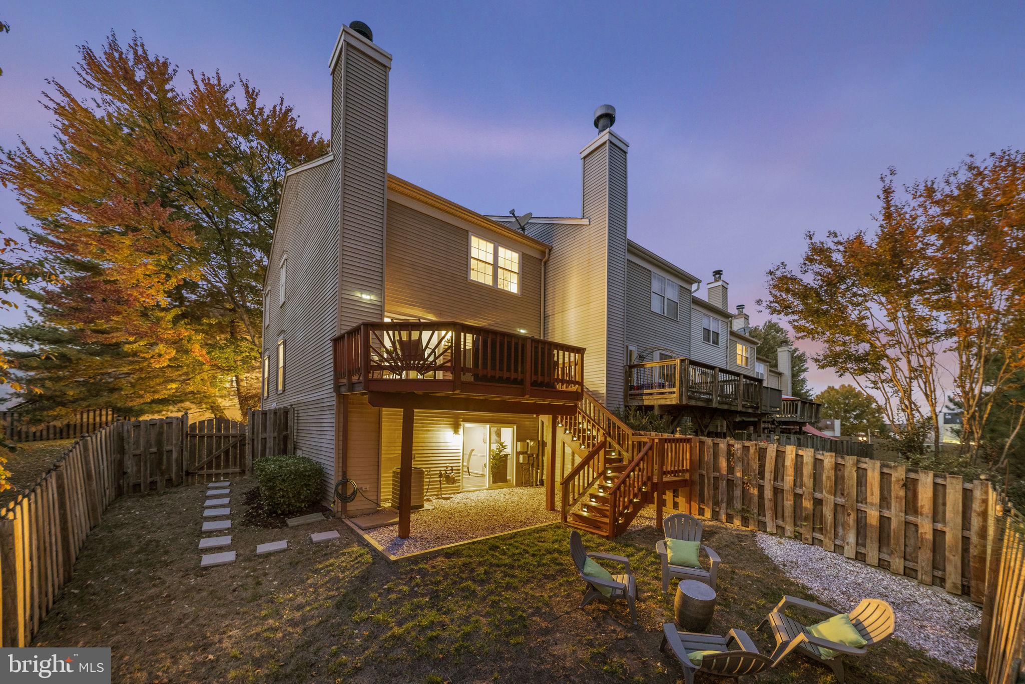 RIVER OAKS - Residential