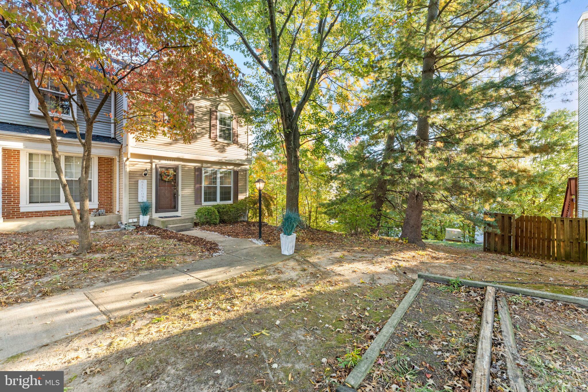 RIVER OAKS - Residential