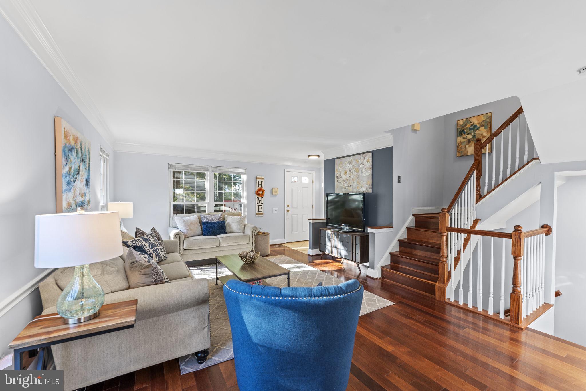 RIVER OAKS - Residential