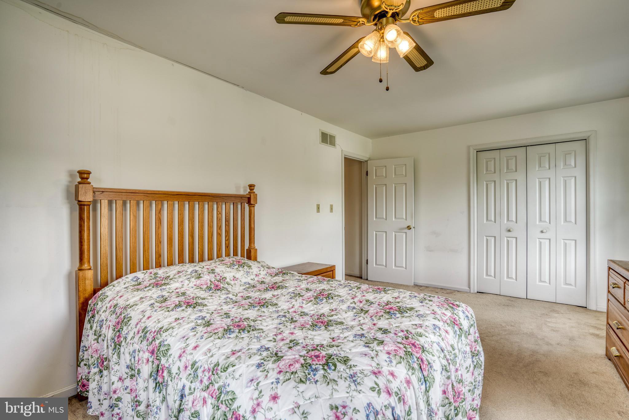 DENTON NARROWS - Residential