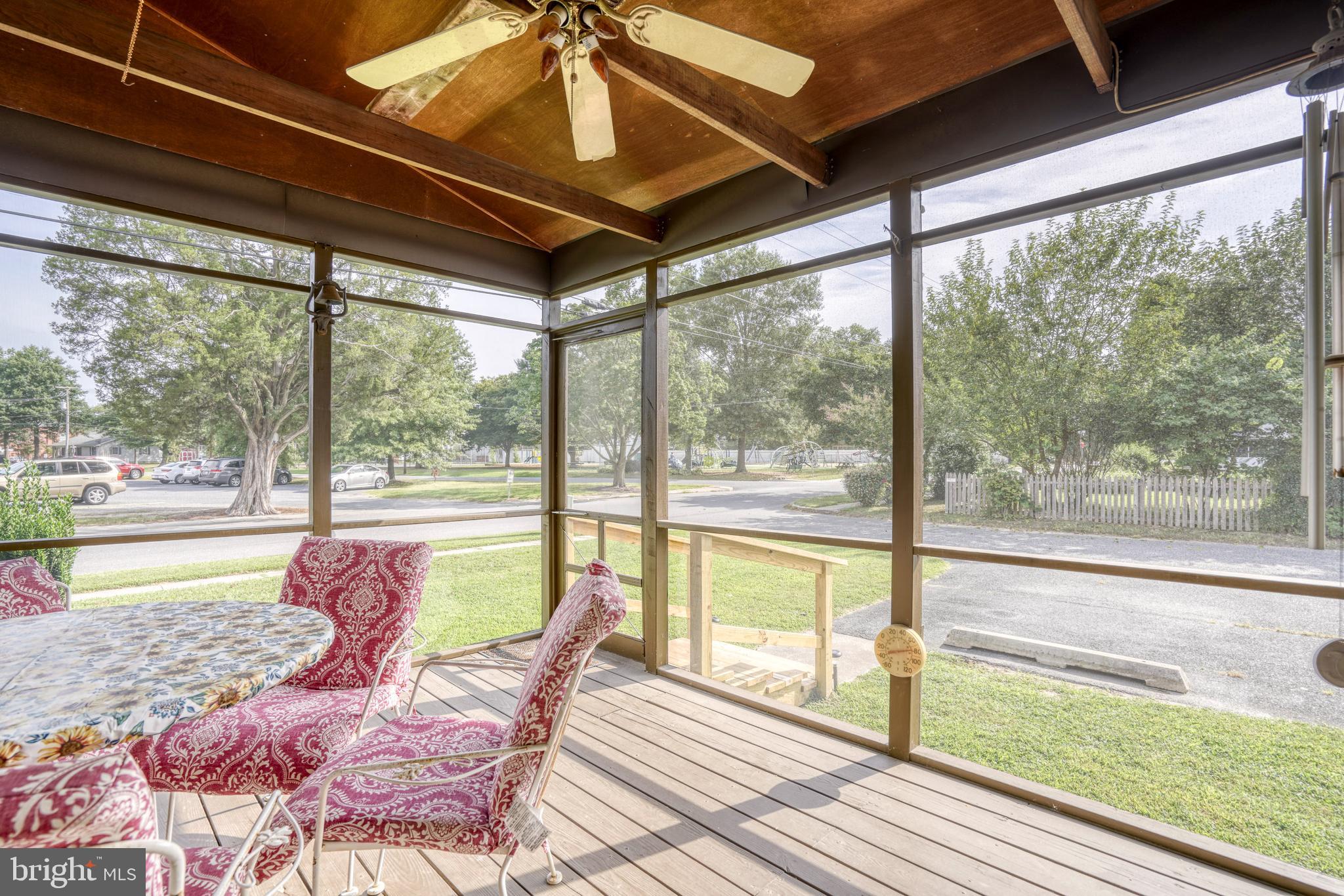 DENTON NARROWS - Residential