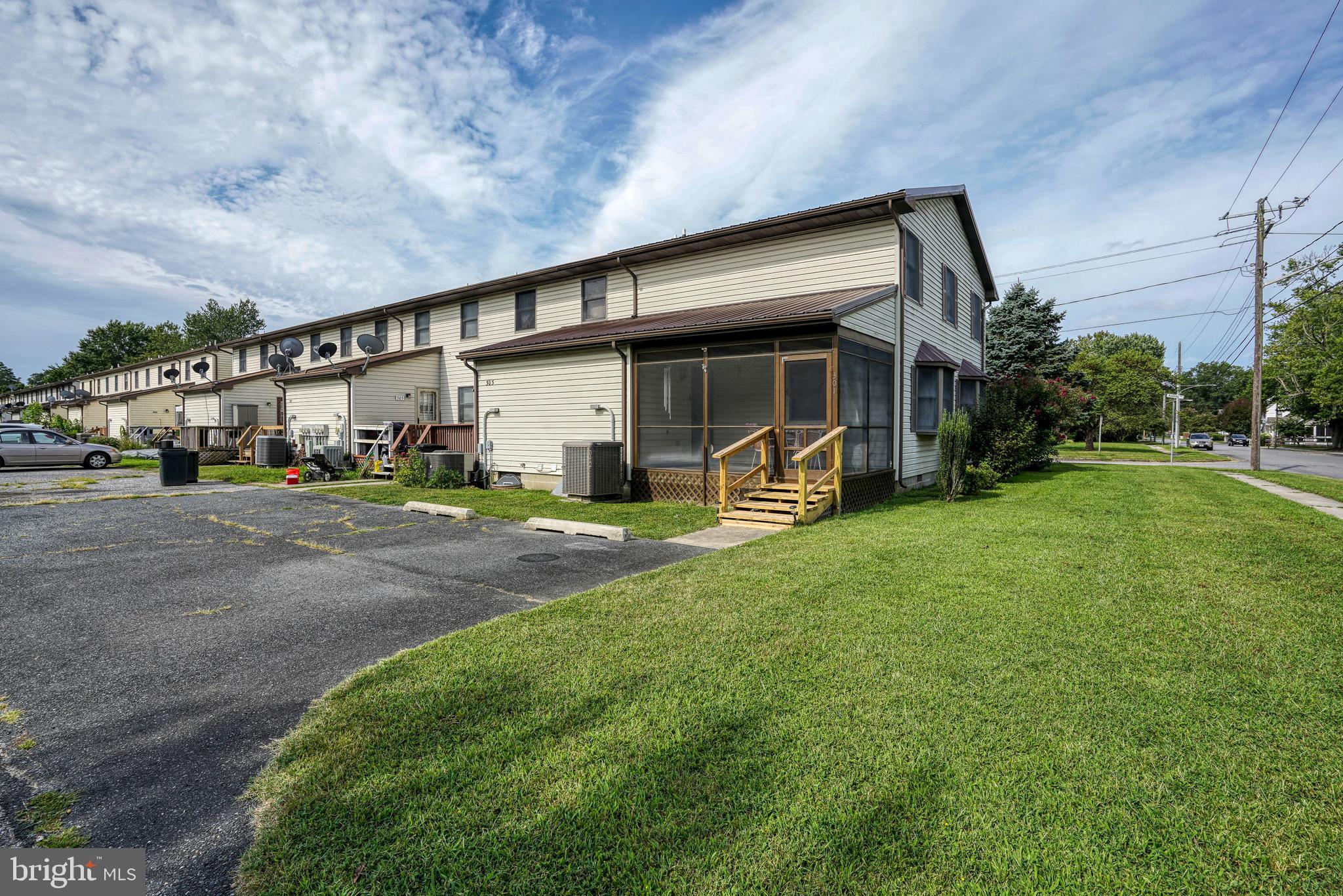 DENTON NARROWS - Residential