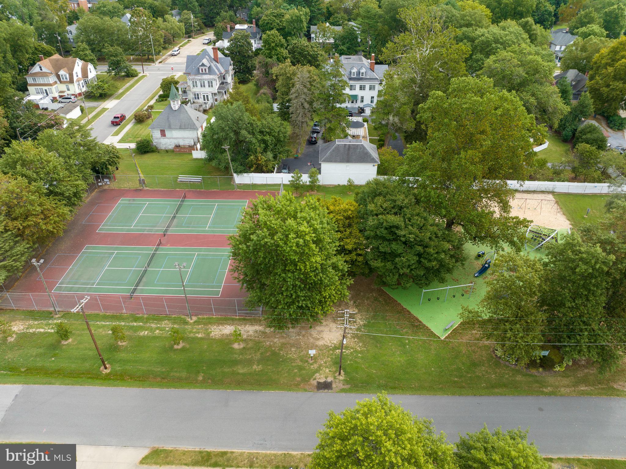 DENTON NARROWS - Residential