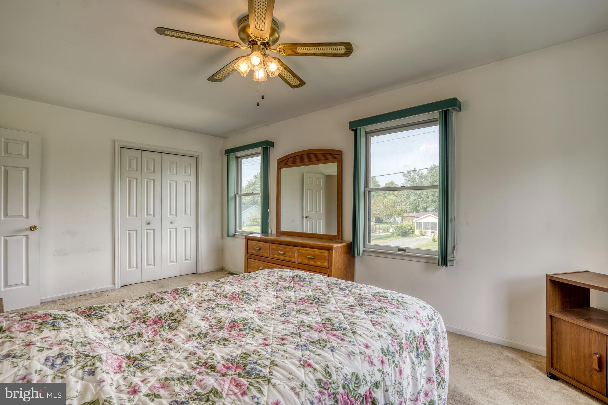 DENTON NARROWS - Residential