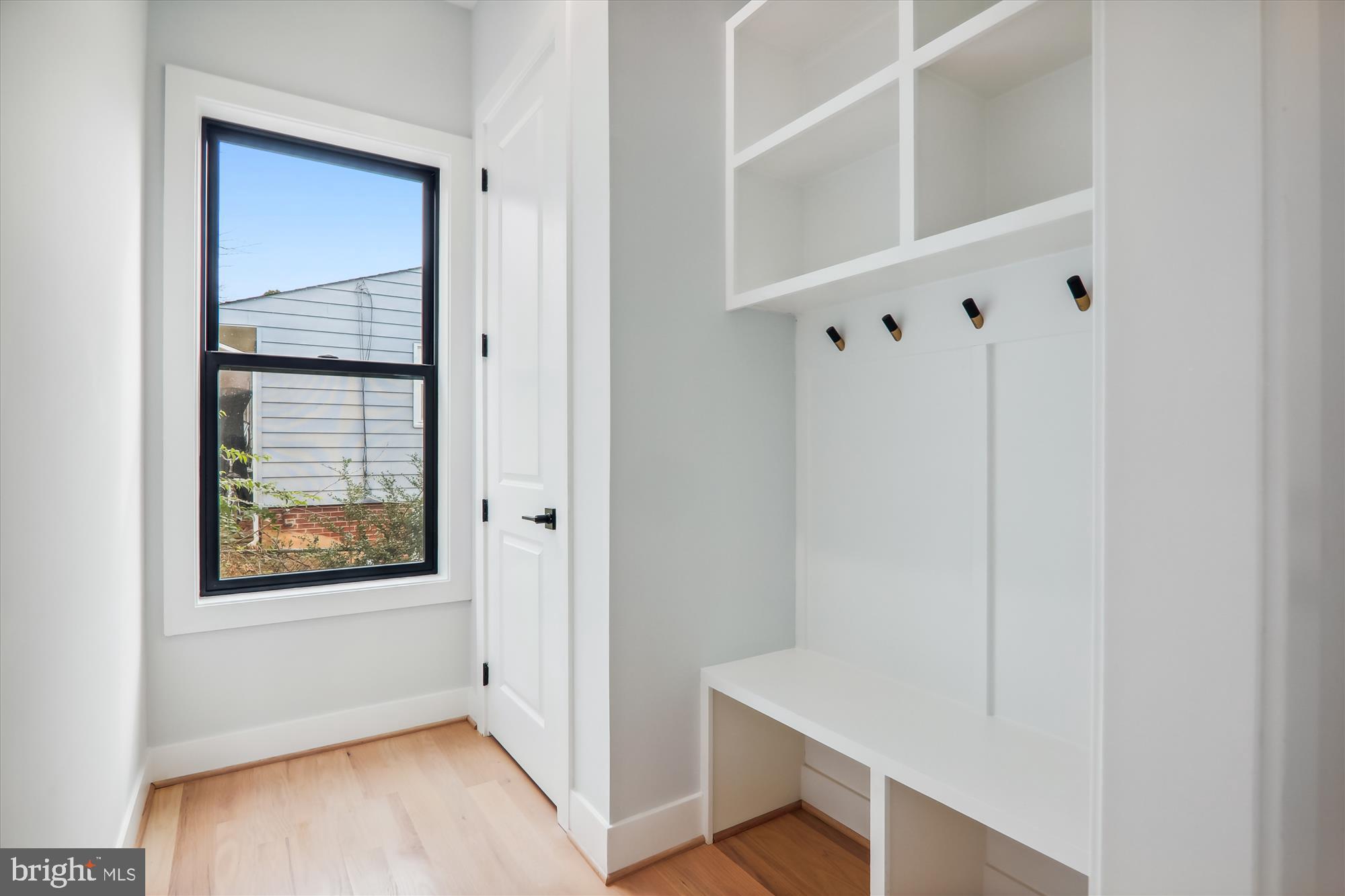 PIMMIT HILLS - Residential