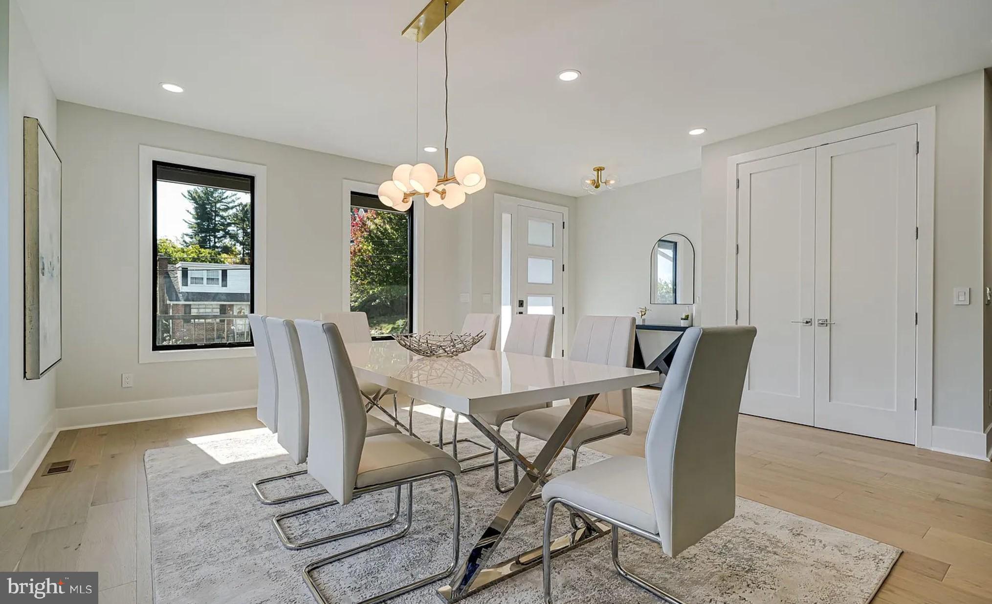 PIMMIT HILLS - Residential