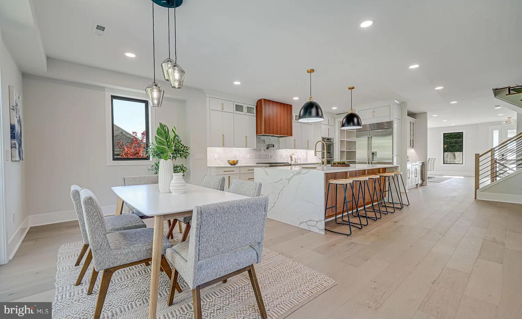 PIMMIT HILLS - Residential