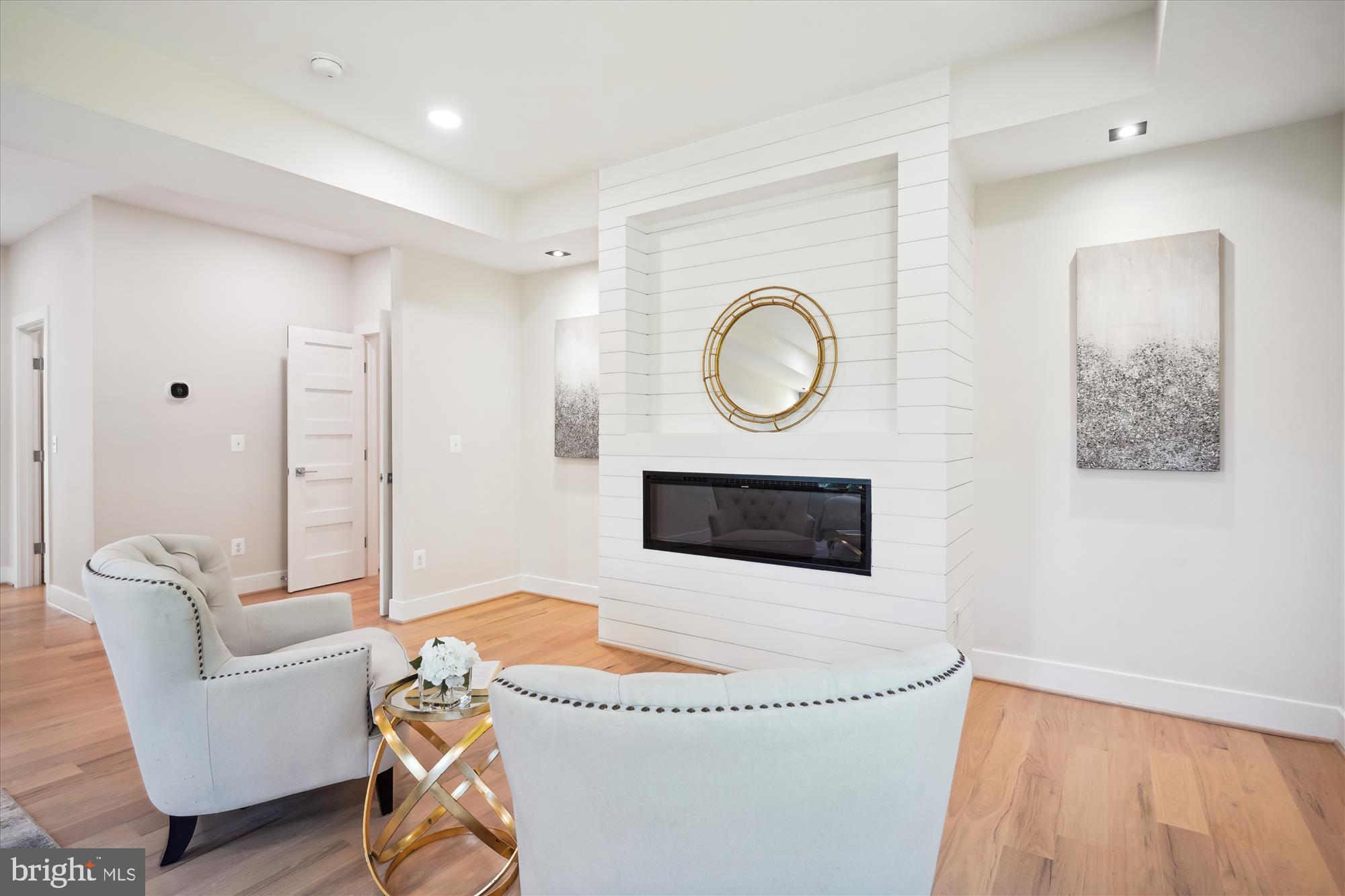 PIMMIT HILLS - Residential