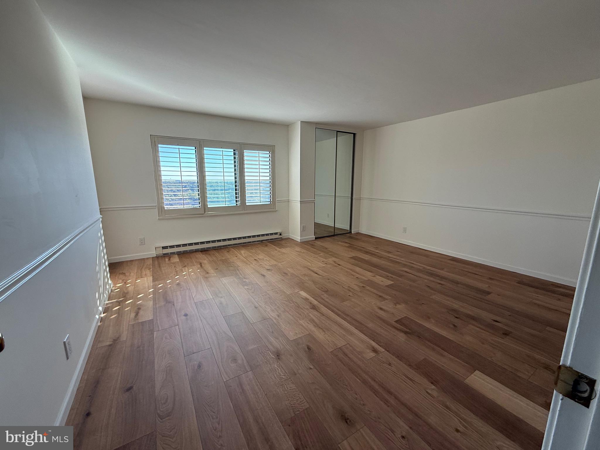 WATERGATE AT LANDMARK - Residential